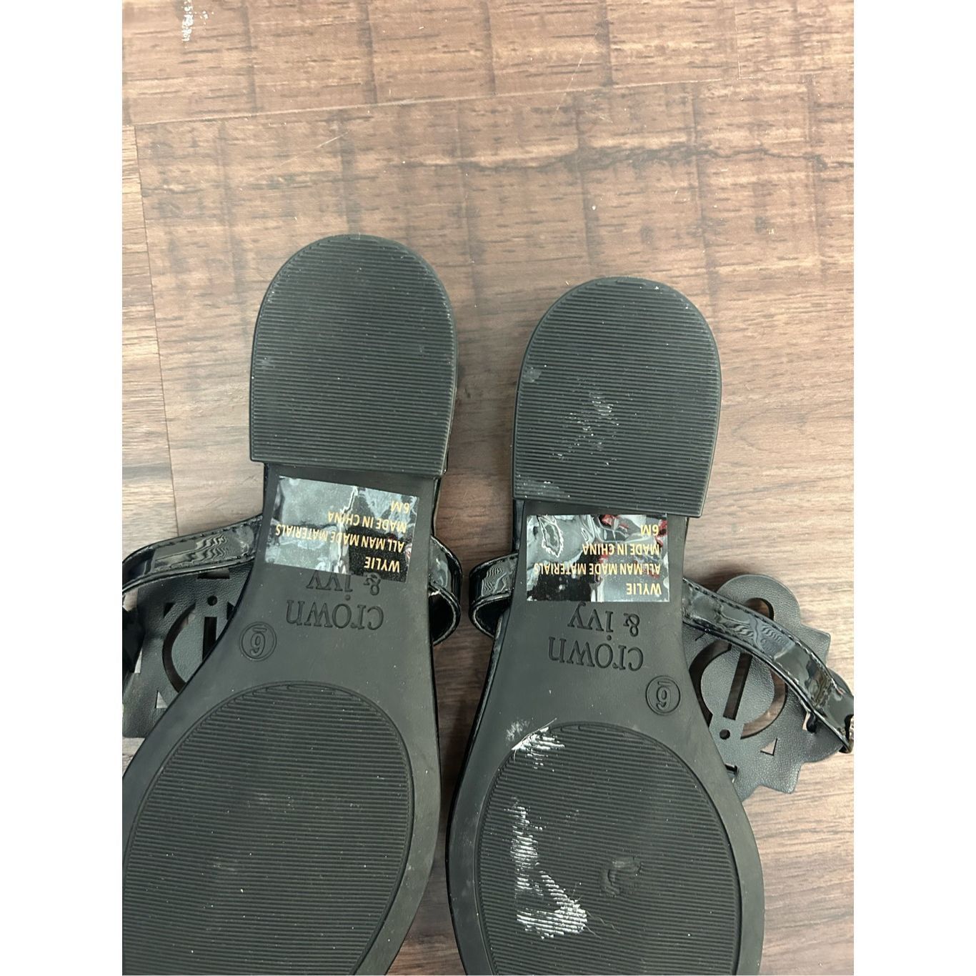 Other Crown & Ivy Wylie Thong Sandals Black Patent Flip Flops, Sz Size US 6 / IT 36 - 6 Thumbnail