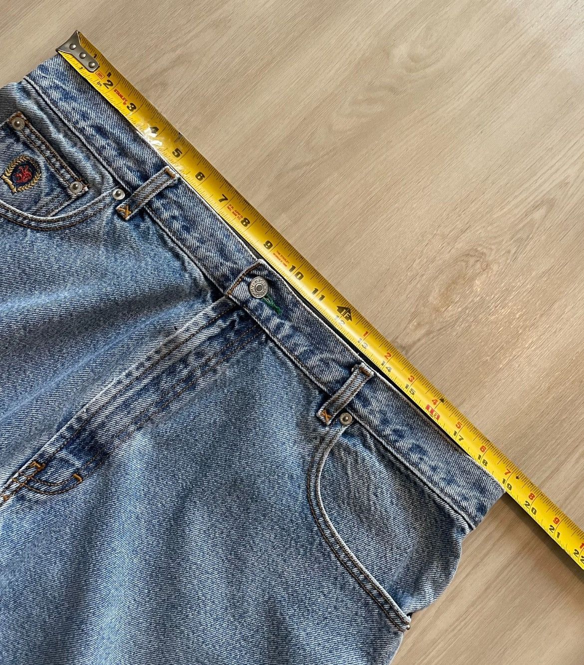 Tommy Hilfiger × Vintage Vintage 90s Tommy Jeans Hilfiger Crest Jorts Sz 38 Size US 38 / EU 54 - 5 Thumbnail