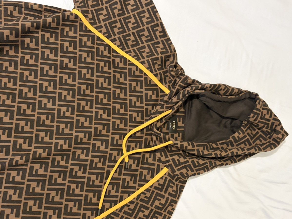 Fendi Fendi Size US M / EU 48-50 / 2 - 3 Thumbnail