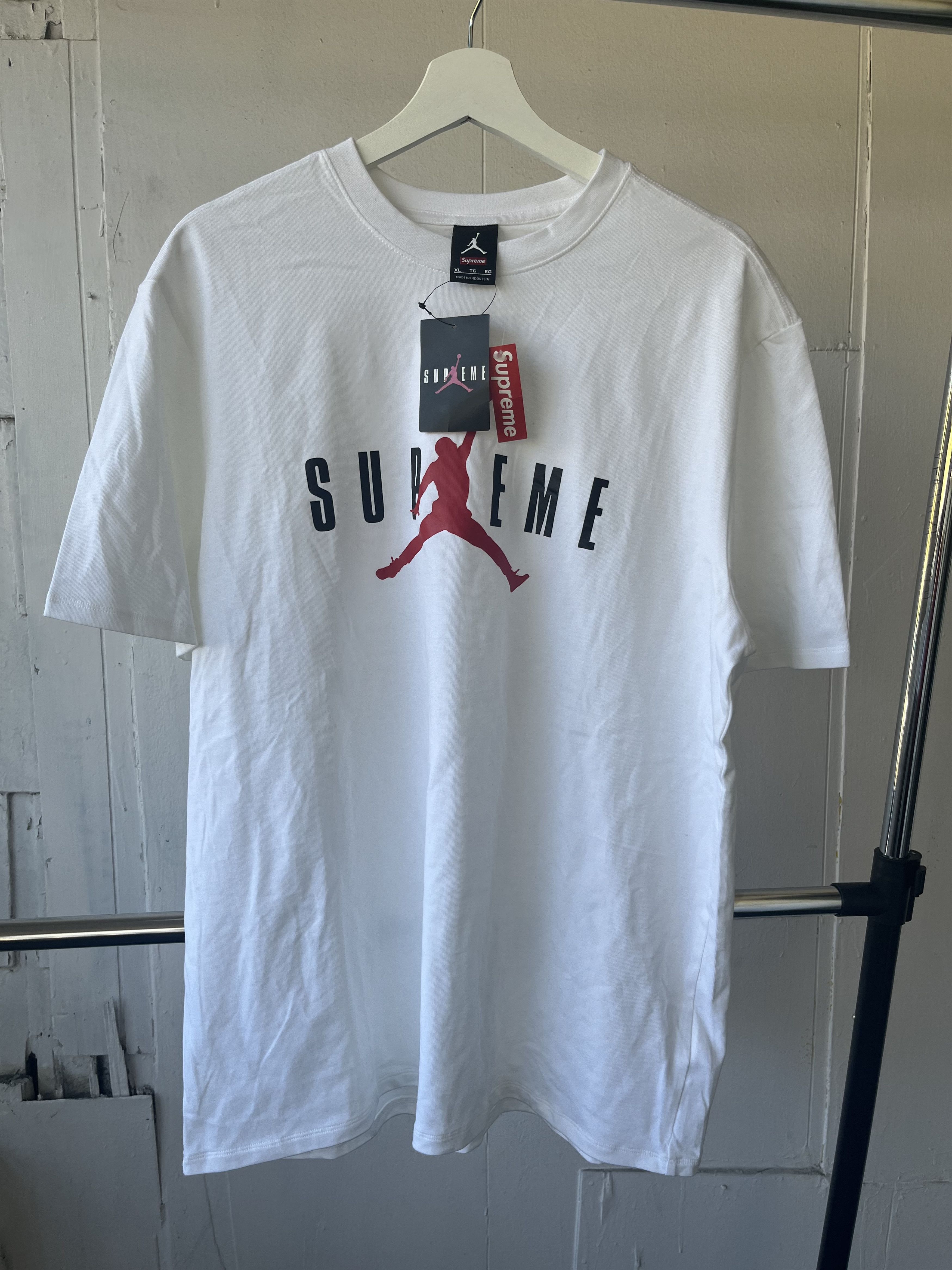 image of Supreme X Jordan Tee | Fw15 (White), Men's (Size XL)