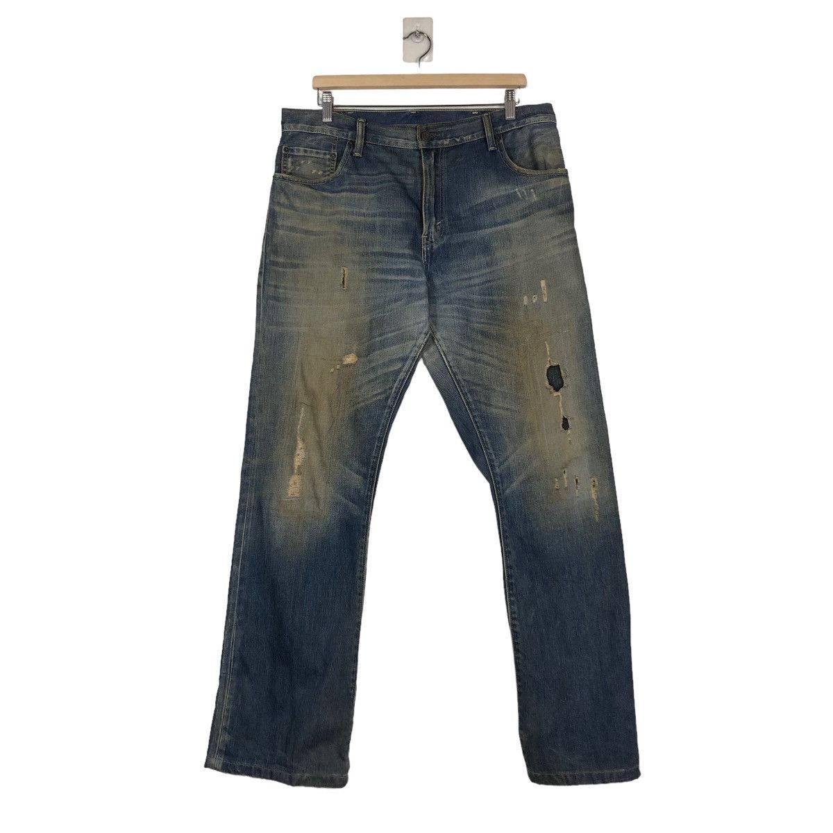 Levi's 🔥Rare Worn Rusty Big Hole Levi’s Distressed Jeans Denim Size US 36 / EU 52 - 1 Thumbnail