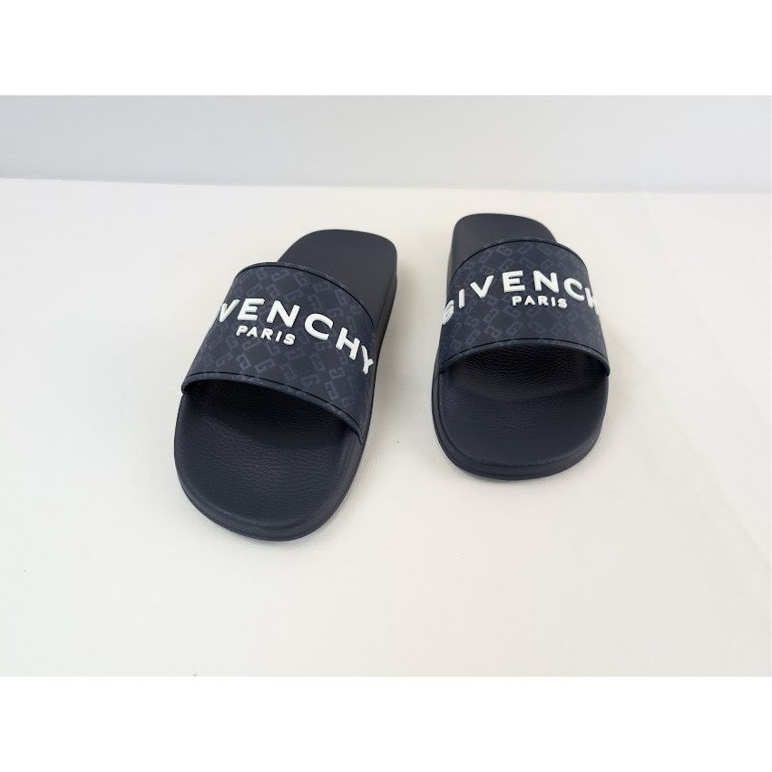 Givenchy o1rshd1 Embossed Rubber Logo Printed Slide Sandals Dark Blue Size US 14 / EU 47 - 9 Thumbnail