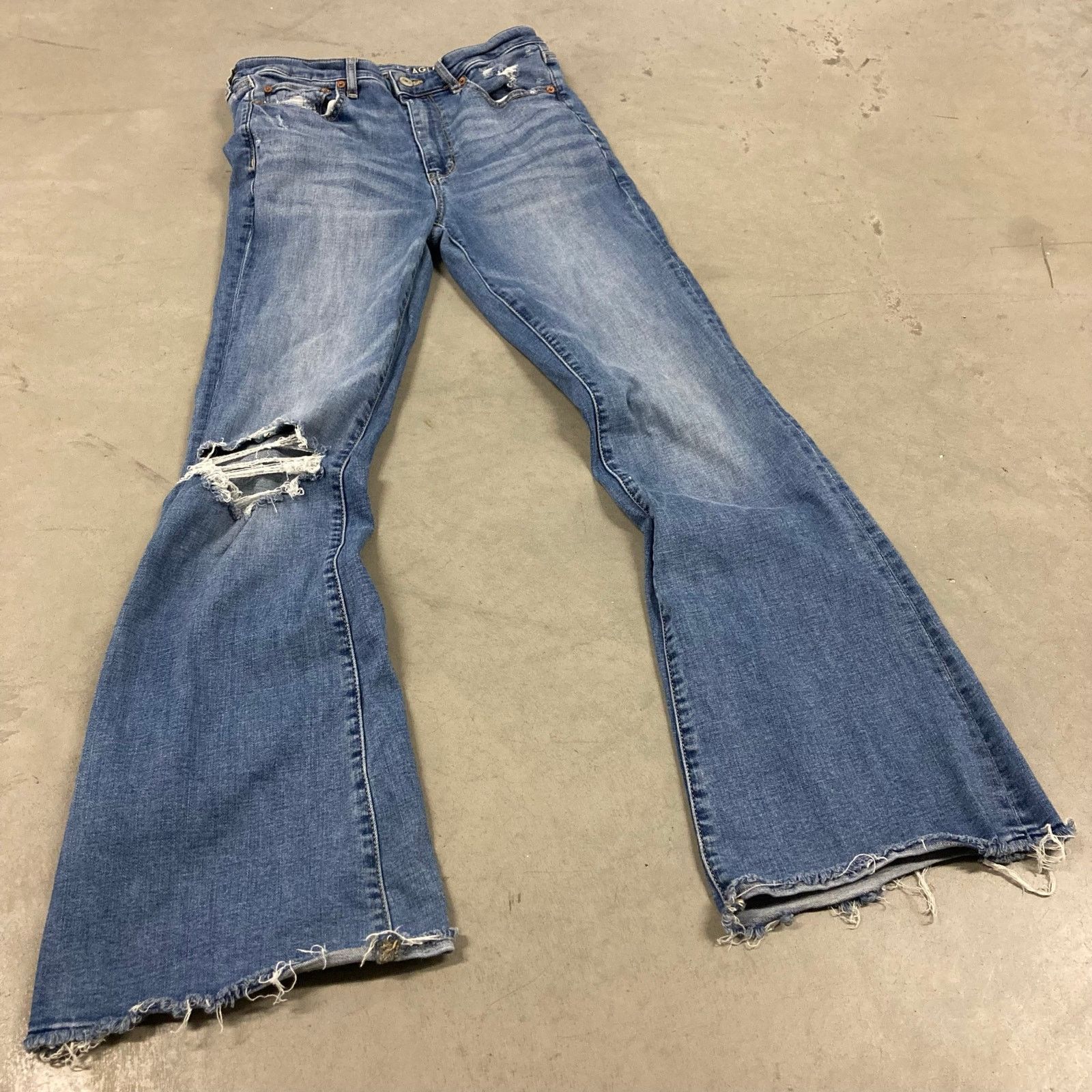 American Eagle Outfitters Y2k high rise American eagle flare bootcut jeans 28x30 Size 28" / US 6 / IT 42 - 1 Thumbnail