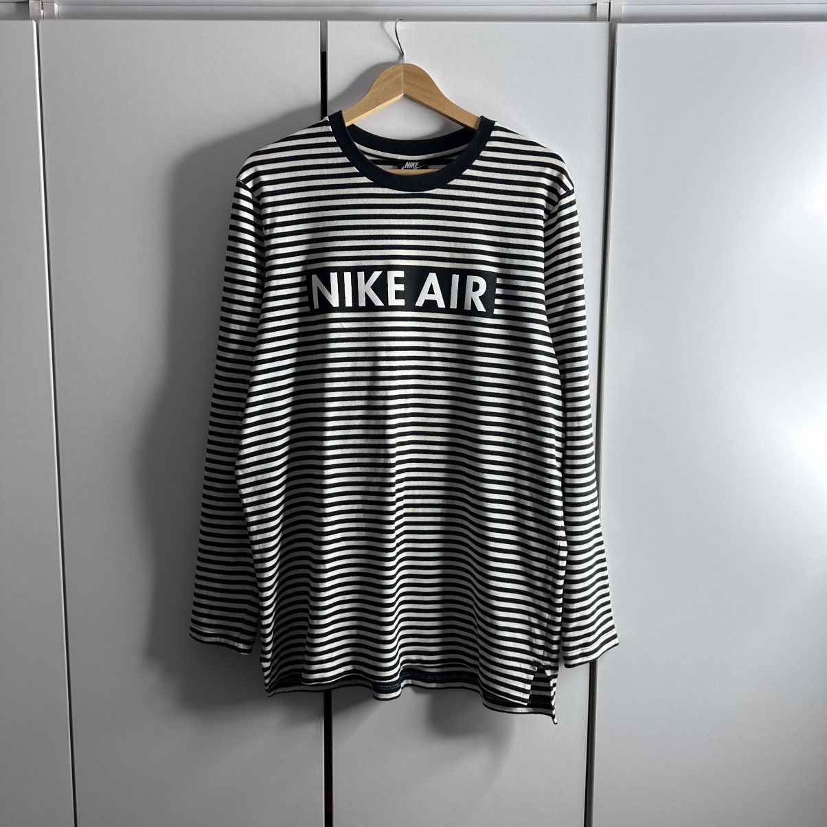 Nike Nike Air Long Sweatshirt Rare Size US L / EU 52-54 / 3 - 1 Thumbnail