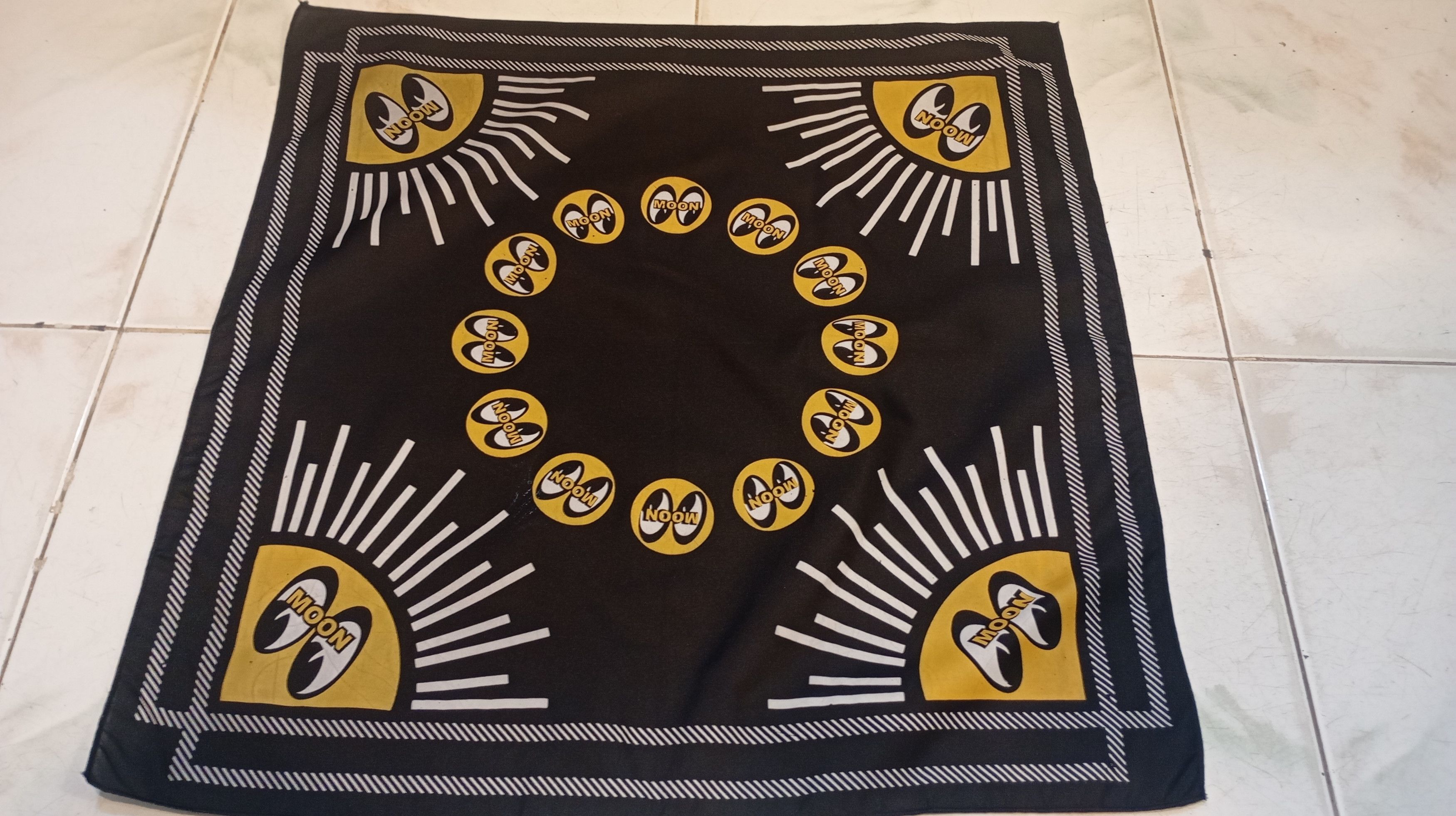 Other Skate Streetwear Bandana santai Cruz Handkerchief Kawan Size ONE SIZE - 1 Thumbnail