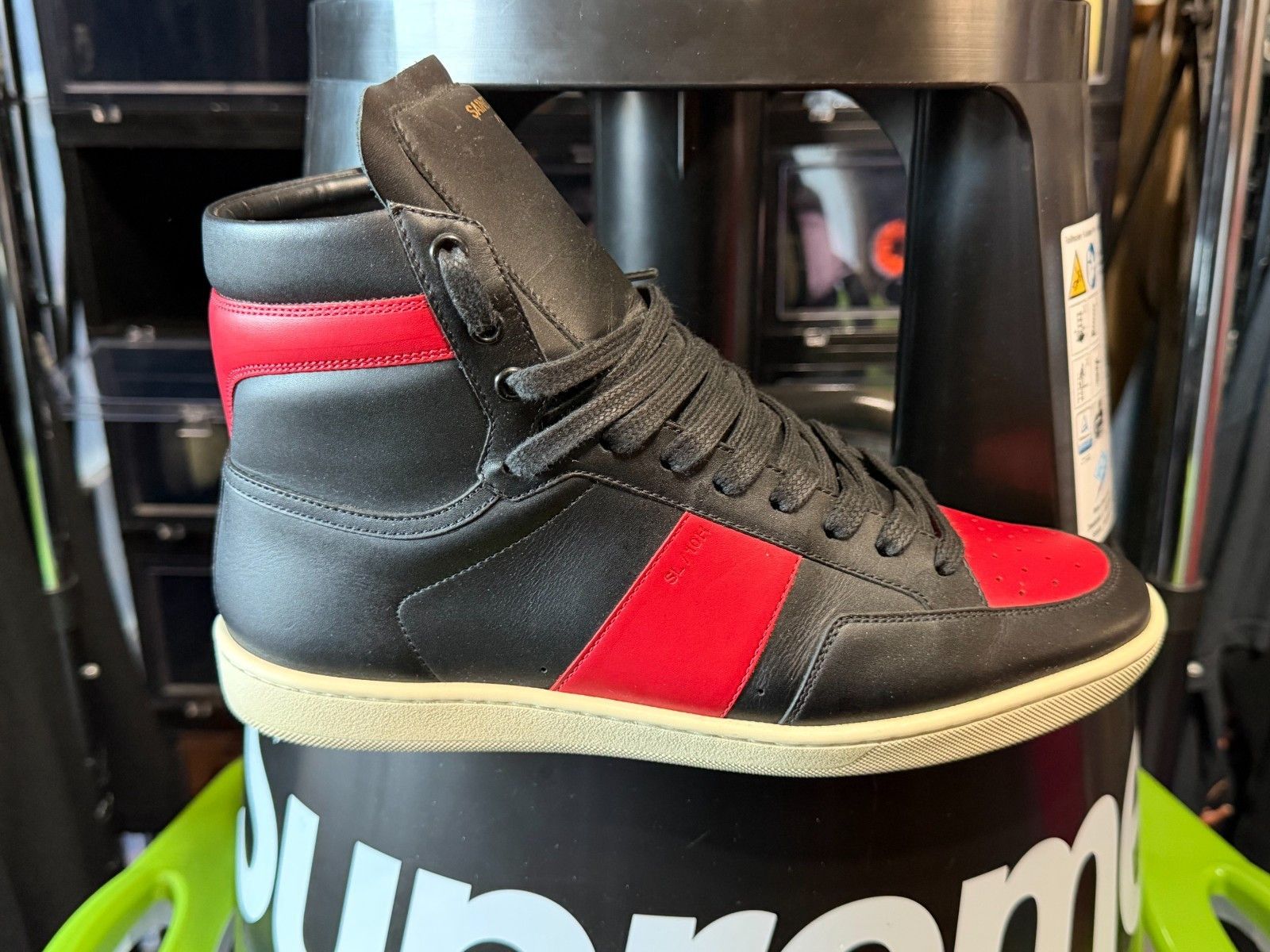 Yves Saint Laurent YSL COURT CLASSIC SL/10H LEATHER SNEAKERS SIZE 43 Size US 9.5 / EU 42-43 - 3 Thumbnail
