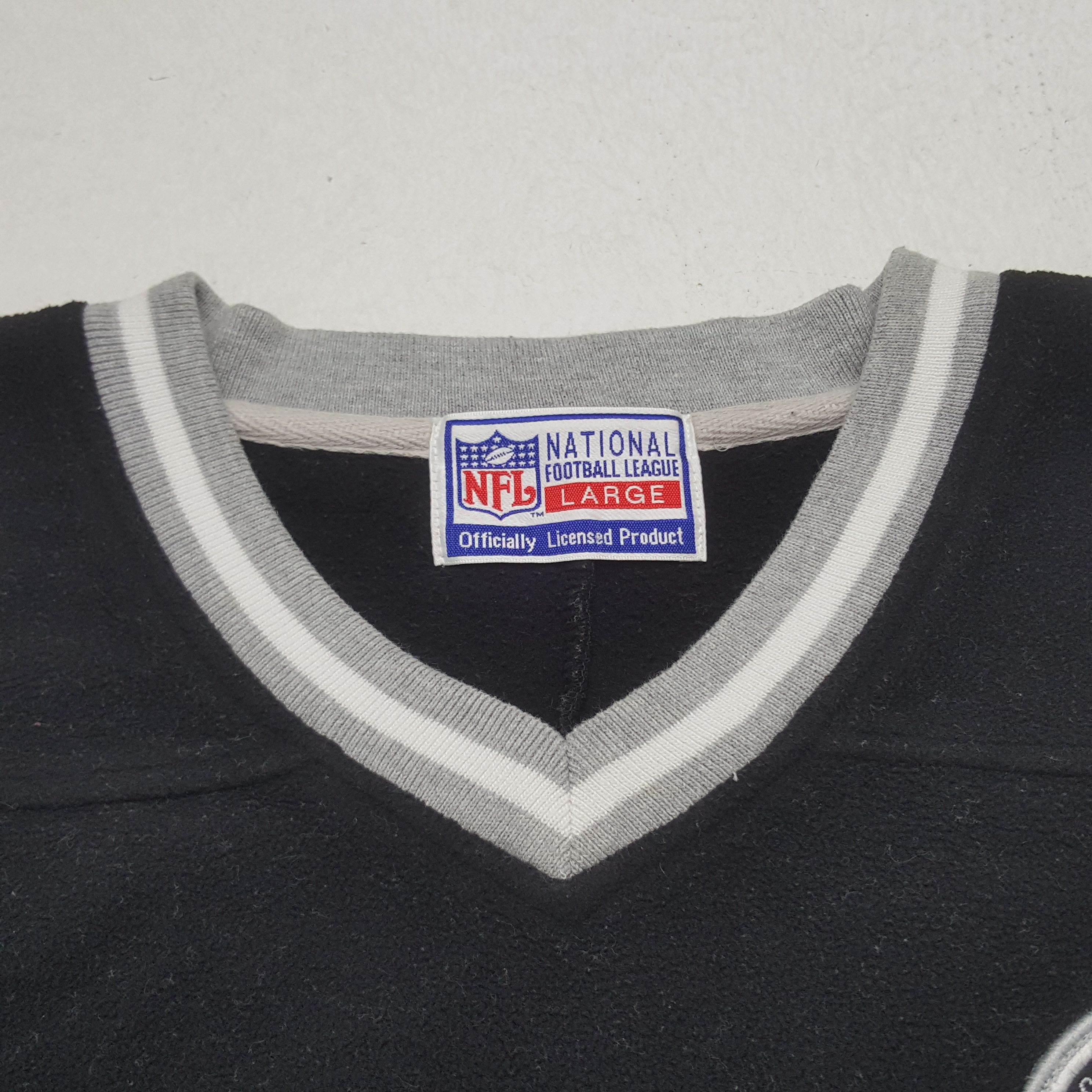 NFL Vintage Oakland Raiders Football Team Sweatshirt C292N22 Size US XL / EU 56 / 4 - 4 Thumbnail