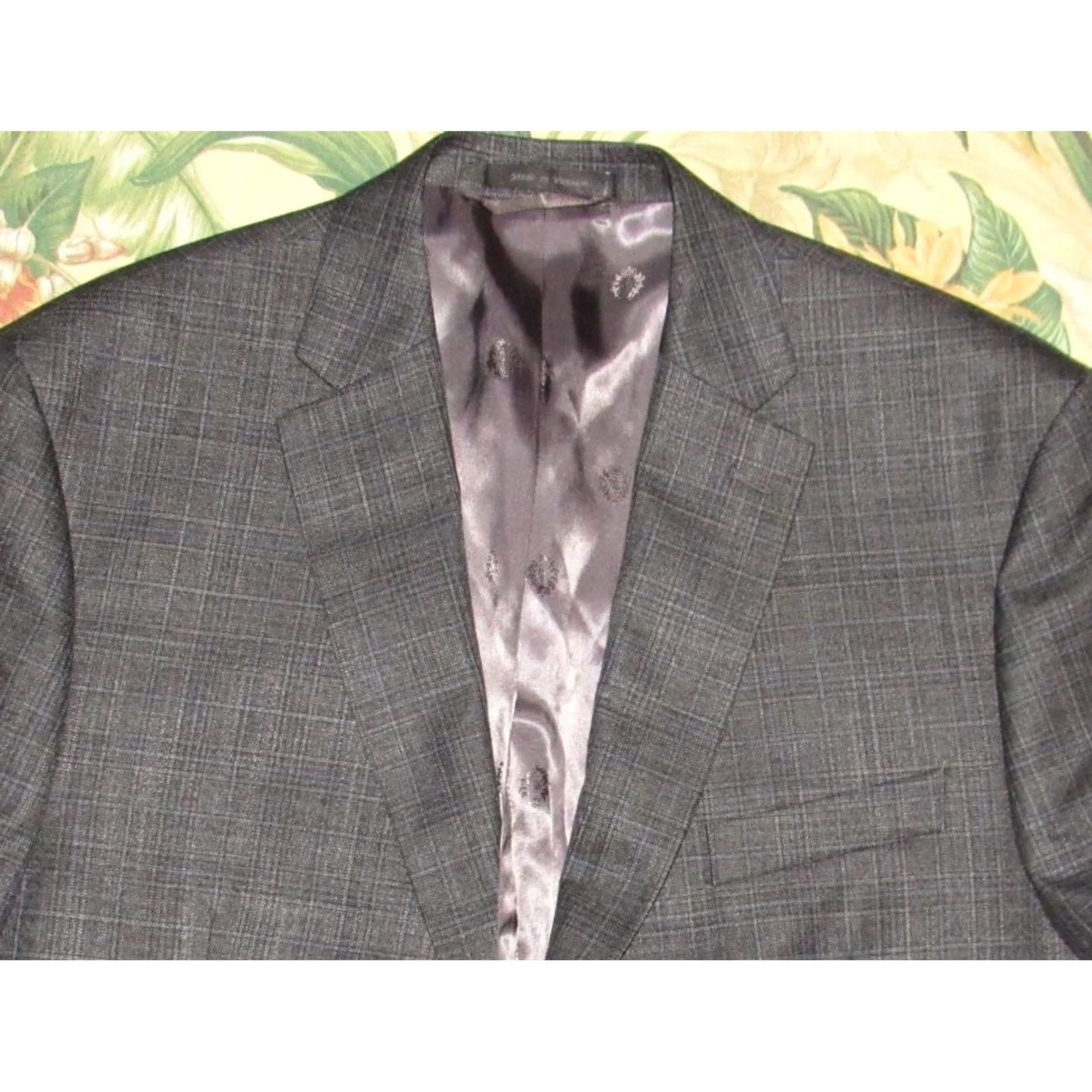 Ralph Lauren Polo RALPH LAUREN Grey Plaid Blazer Jacket 46R NWOT Polo Ralph Lauren Blazer Men 46R Grey Plaid NWOT Size US XXL / EU 58 / 5 - 2 Thumbnail