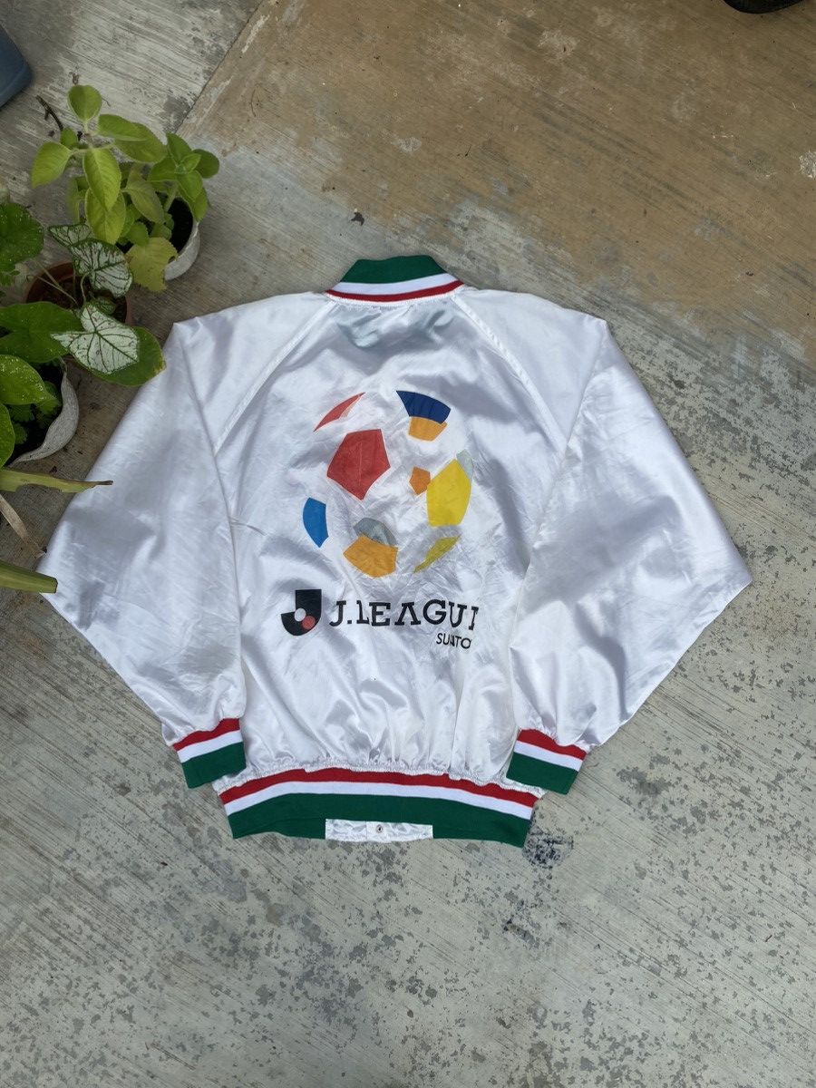 Vintage Mizuno J.League Suntory Design Varsity