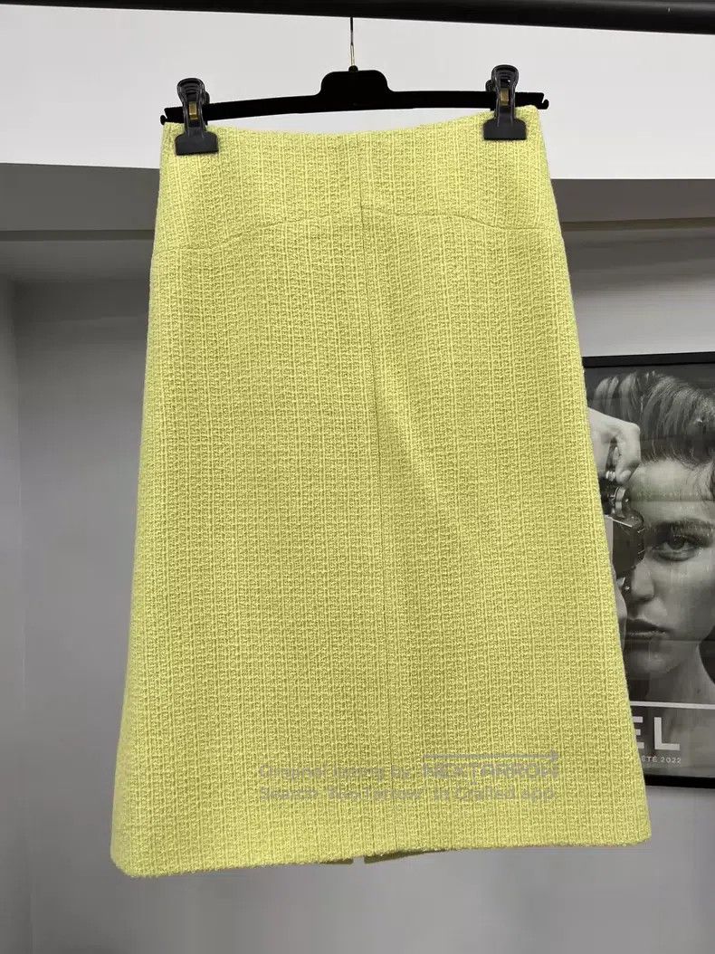 Chanel Chanel Equestrian series avocado green skirt Size 42" / US 20 - 3 Thumbnail