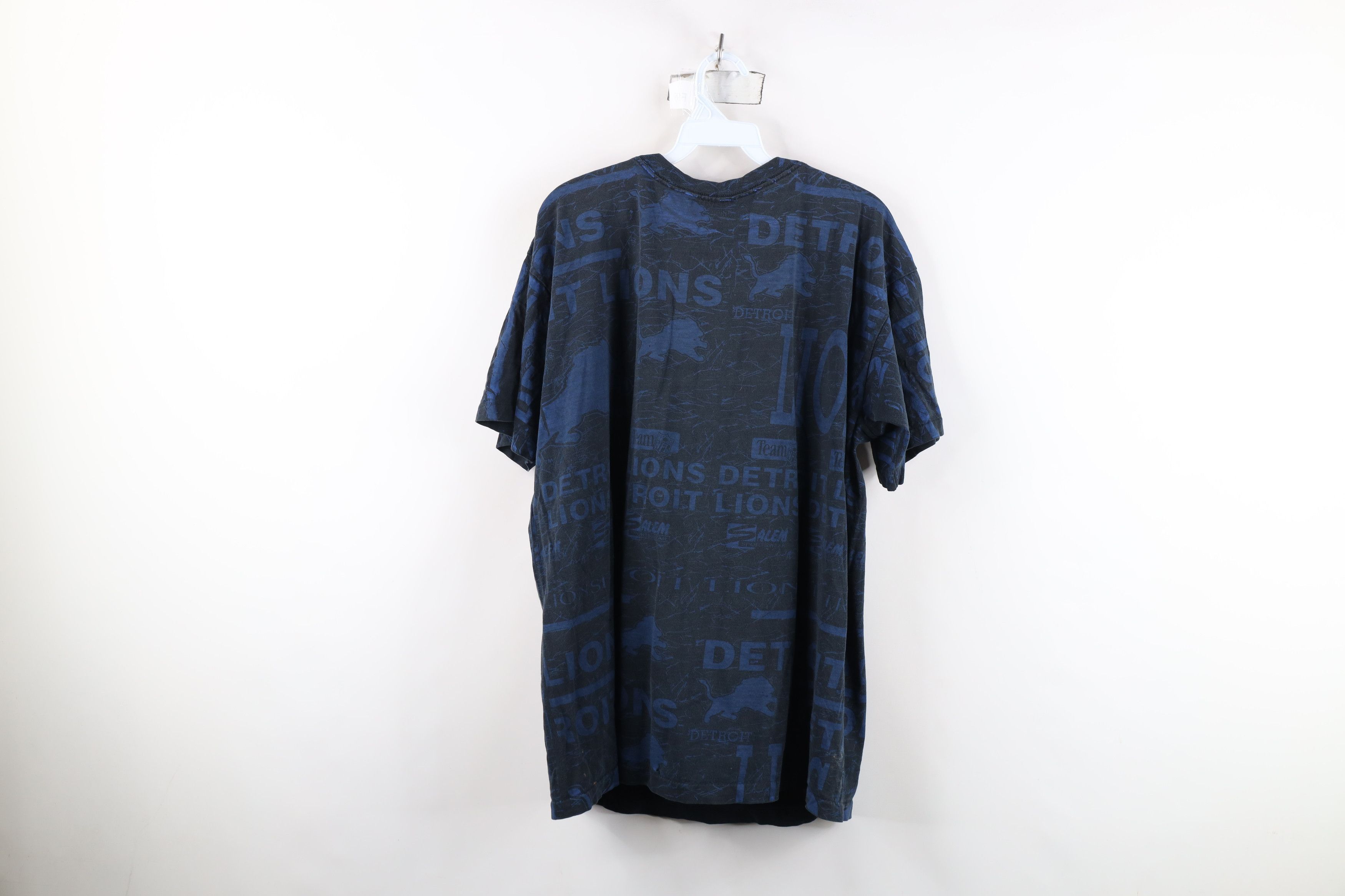 Vintage Vintage 90s Lions Football All Over Print T-Shirt USA Size US XL / EU 56 / 4 - 13 Thumbnail