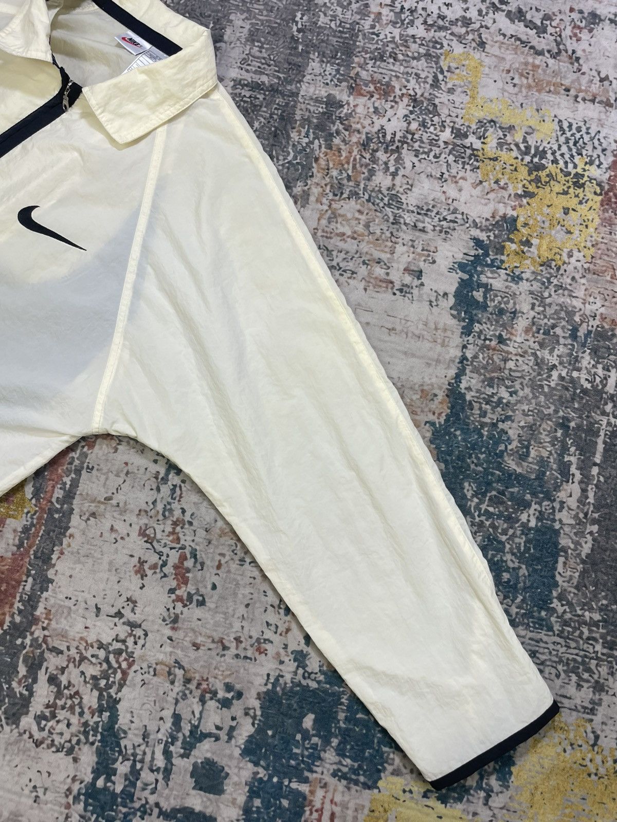 Nike Vtg 90s Nike Big Swoosh Nylon Windbreaker Jacket Size US XL / EU 56 / 4 - 10 Thumbnail