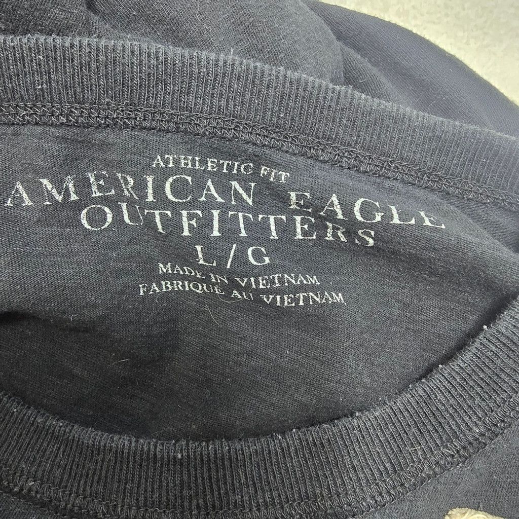 American Eagle Outfitters American Eagle Outfitters Black Long Sleeve Shirt with Appli Size US L / EU 52-54 / 3 - 4 Thumbnail