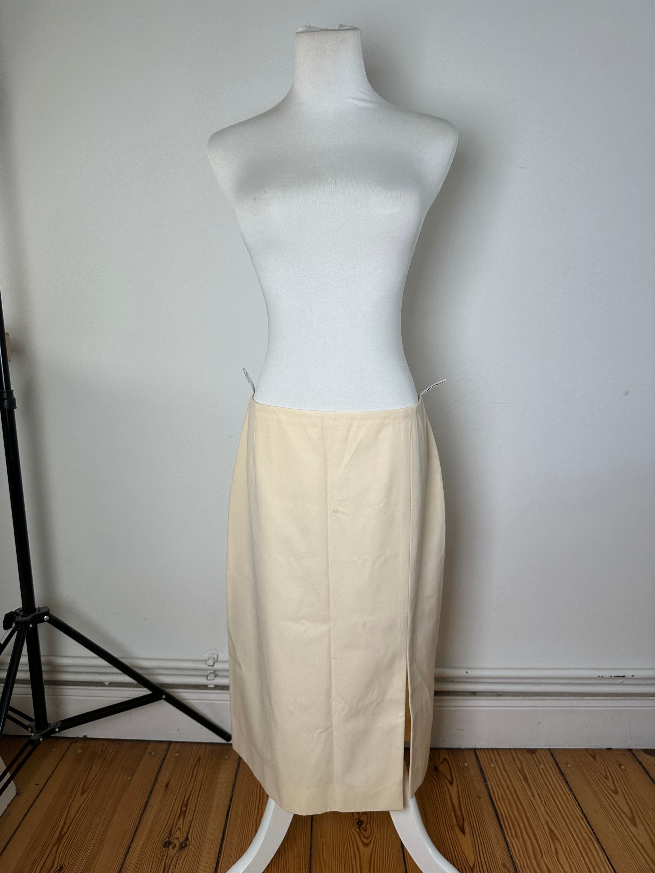 Celine Cream Wool Blend Tailored Skirt with Slit Detail Size 34" / US 12 / IT 48 - 1 Thumbnail