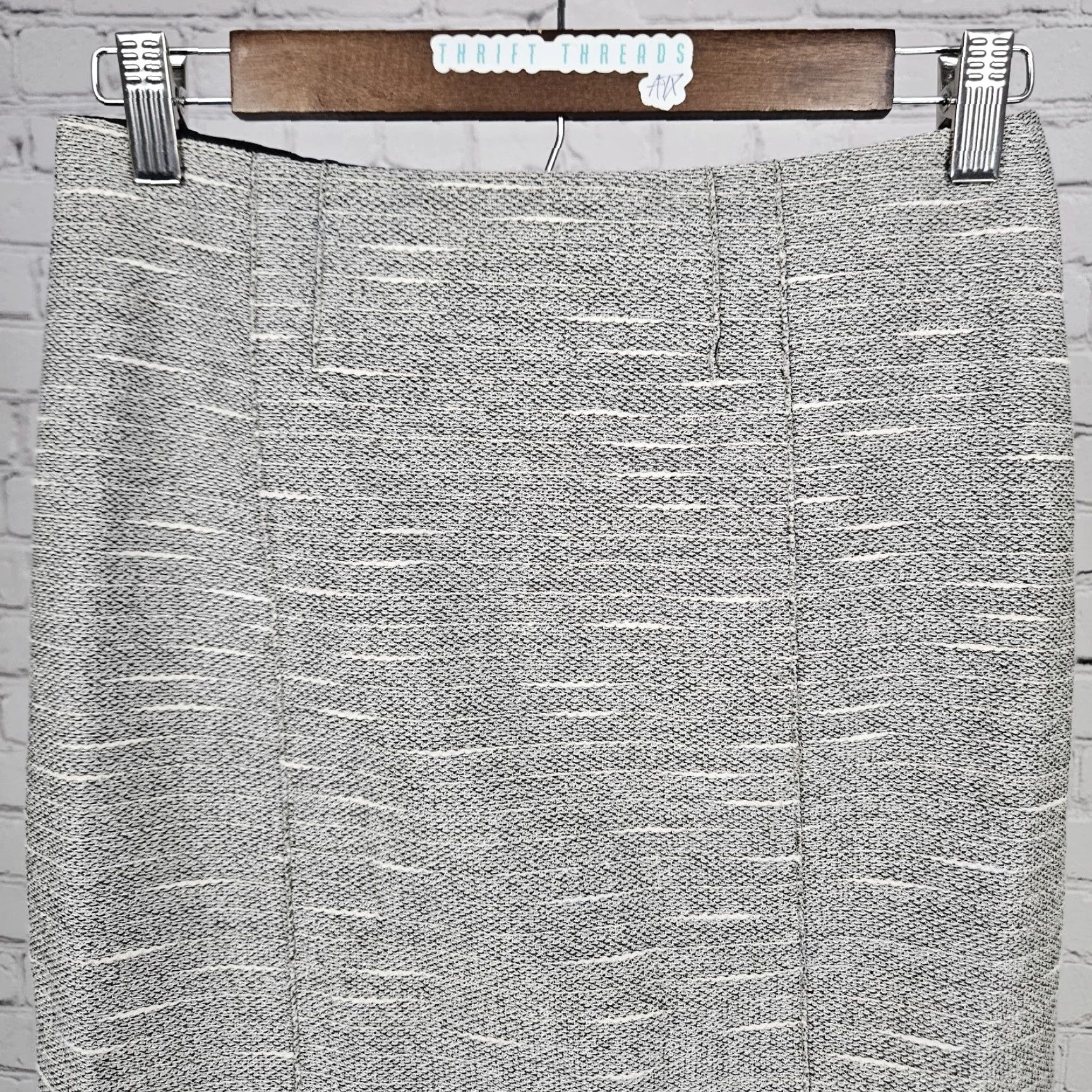 Hugo Boss VINTAGE Boss Hugo Boss Grey Lined Slit Back Zipped Straight Knee Length Skirt 4 Size 27" / US 4 / IT 40 - 7 Thumbnail