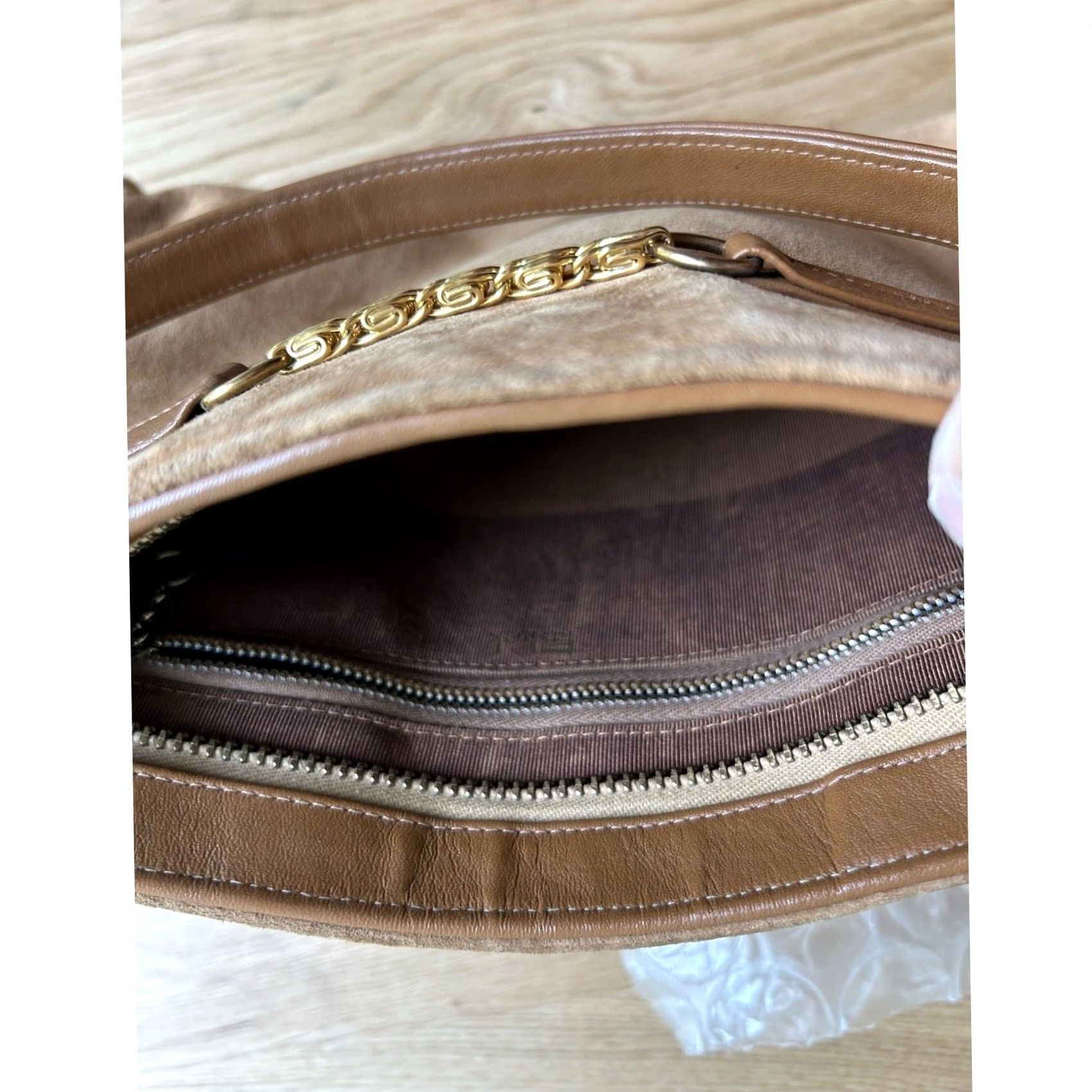 J Brand VINTAGE Block Brown Suede Shoulder Bag Gold Tone Purse 60s Secretary Geek Look Women Adult Bag Size ONE SIZE - 6 Thumbnail