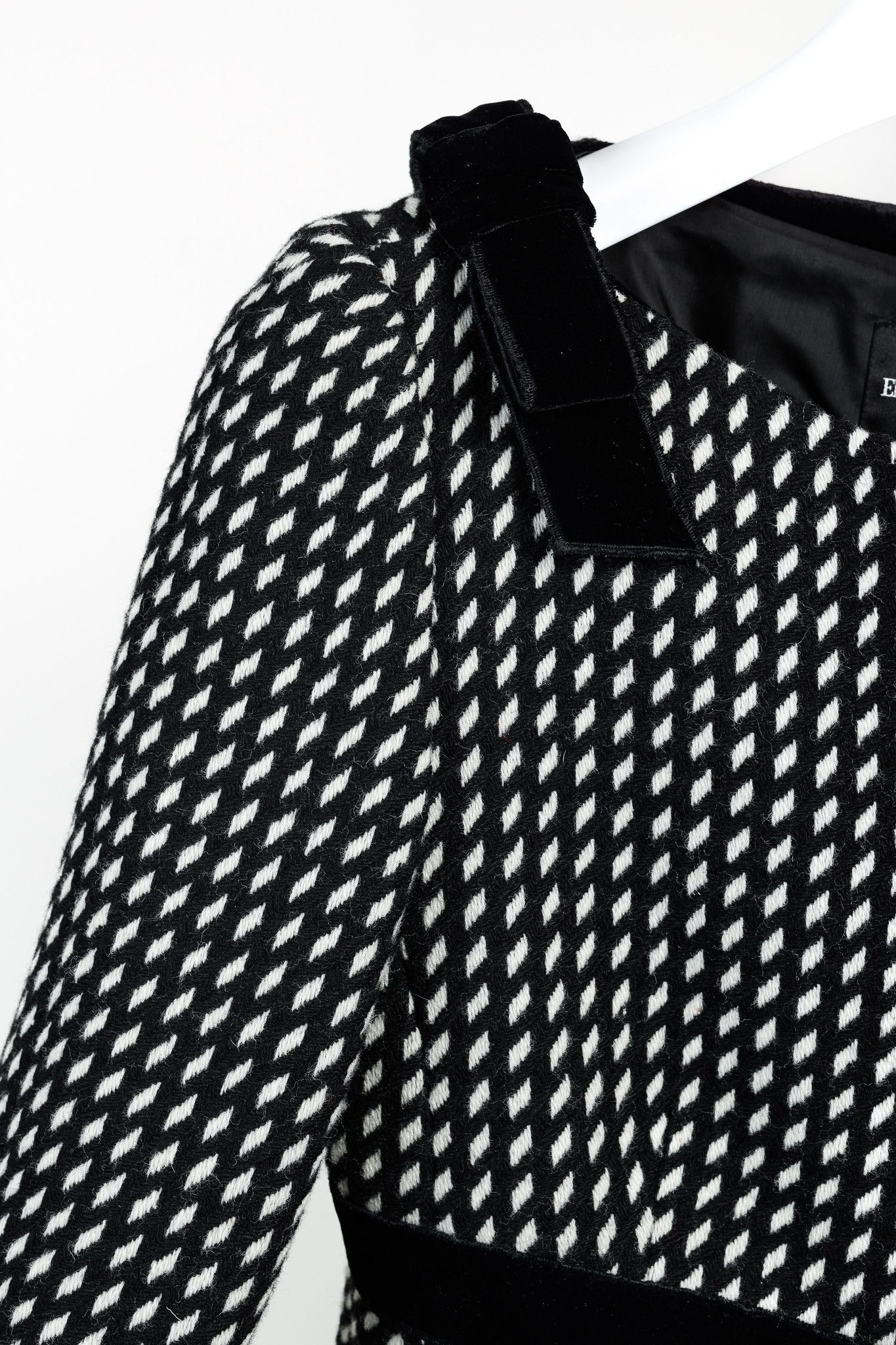 Emporio Armani Emporio Armani 2006 Velvet Bow Trimmed Wool Jacket Size M / US 6-8 / IT 42-44 - 5 Thumbnail