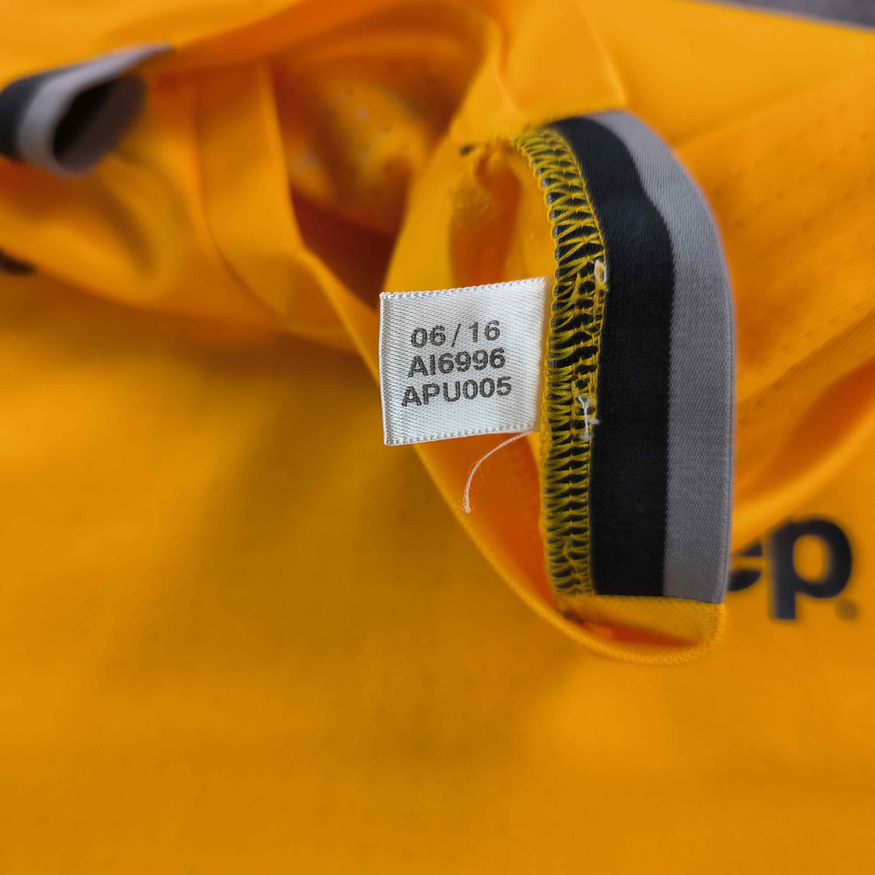 Adidas Juventus 16-17 Adidas training football jersey shirt size S Size US S / EU 44-46 / 1 - 5 Thumbnail