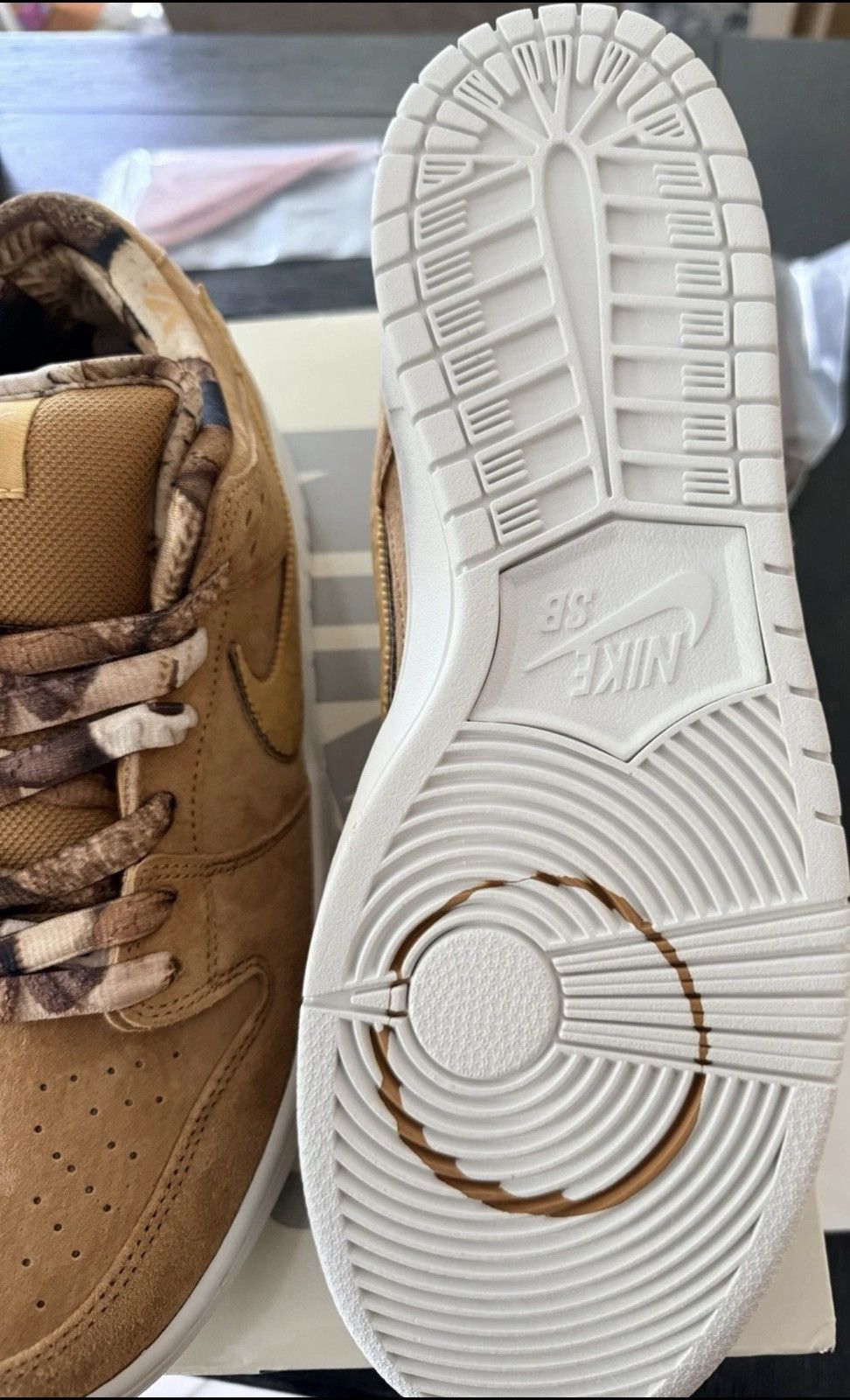 Nike Nike sb dunk low Note Manchester brew and biscuits Size US 11.5 / EU 44-45 - 4 Thumbnail