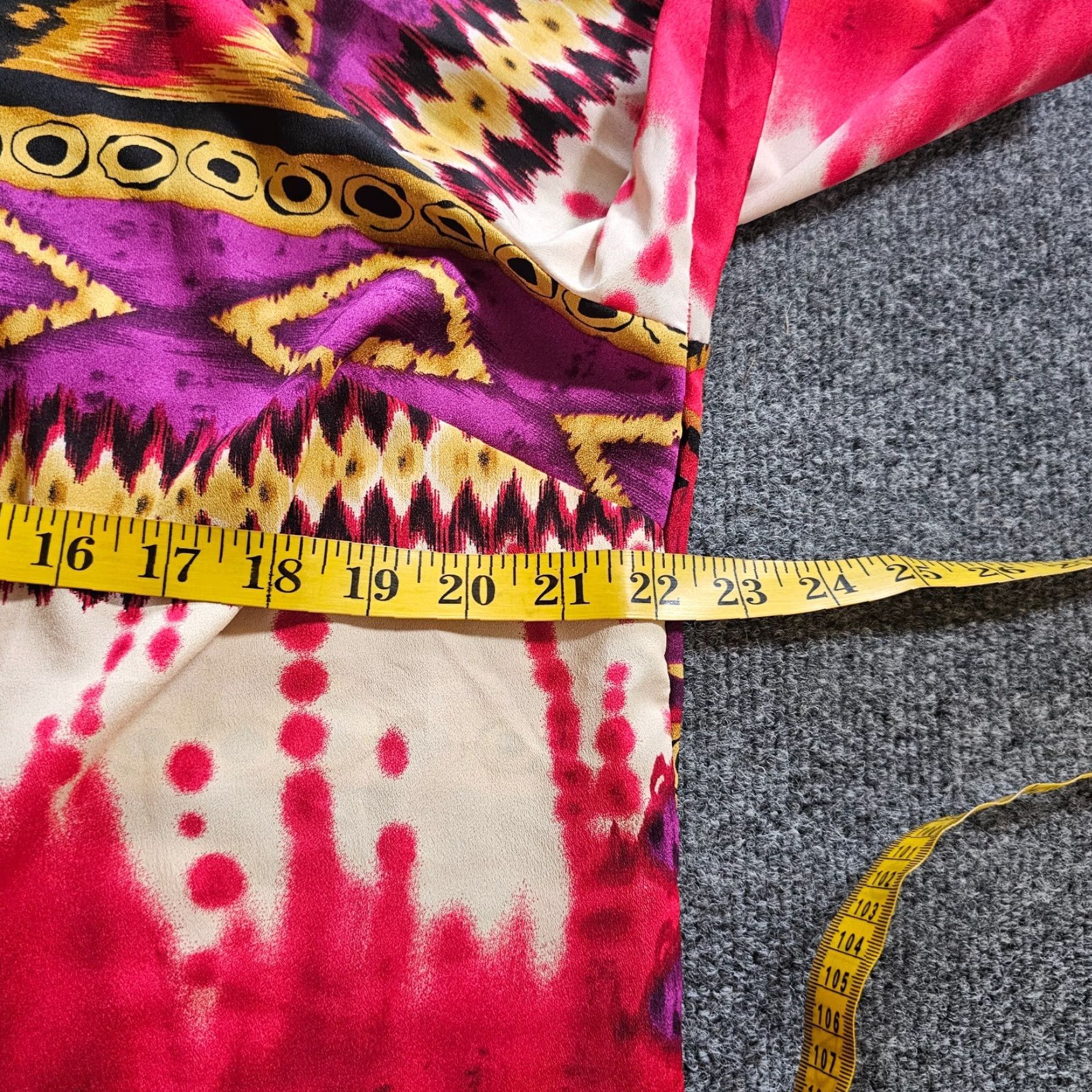 Bell Cocomo Top Shirt Women XL Petite Pink Southwest Bell Sleeve Aztec Casual Career Shirt Womens XL Petite Pink Aztec Southwest Bell Sleeve Size XL / US 12-14 / IT 48-50 - 5 Thumbnail