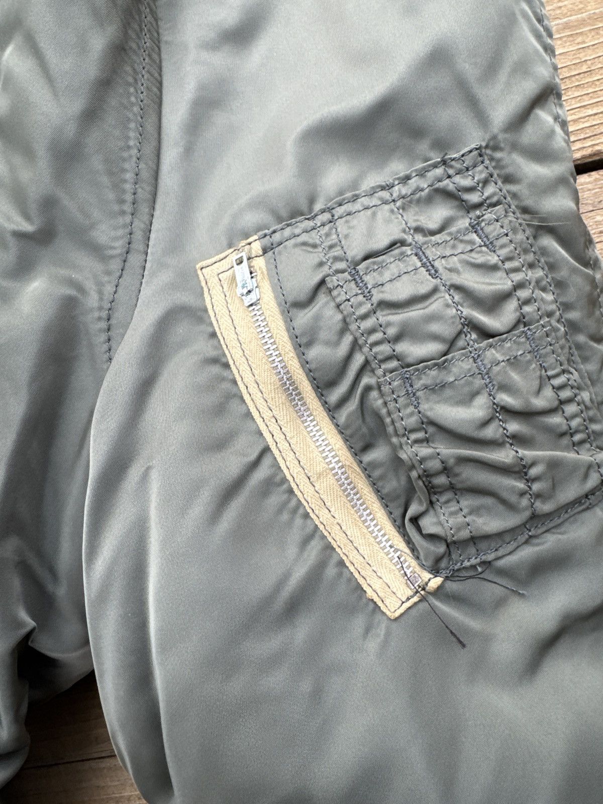 Vintage Vintage 1972 Air Force N-3B Parka Jacket Large Olive Orange Size US L / EU 52-54 / 3 - 5 Thumbnail