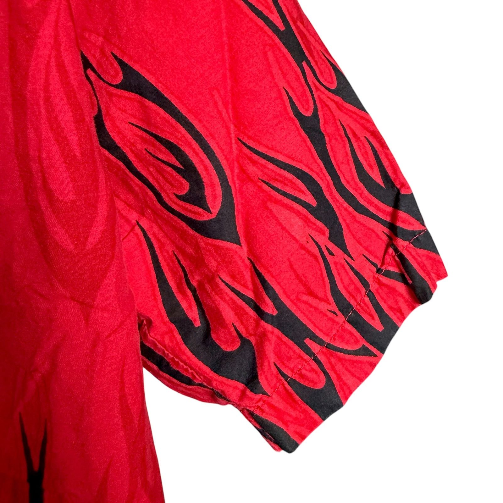 Other Vintage Y2K No Boundaries Flame Shirt Mens Medium Red Black Size US M / EU 48-50 / 2 - 8 Thumbnail