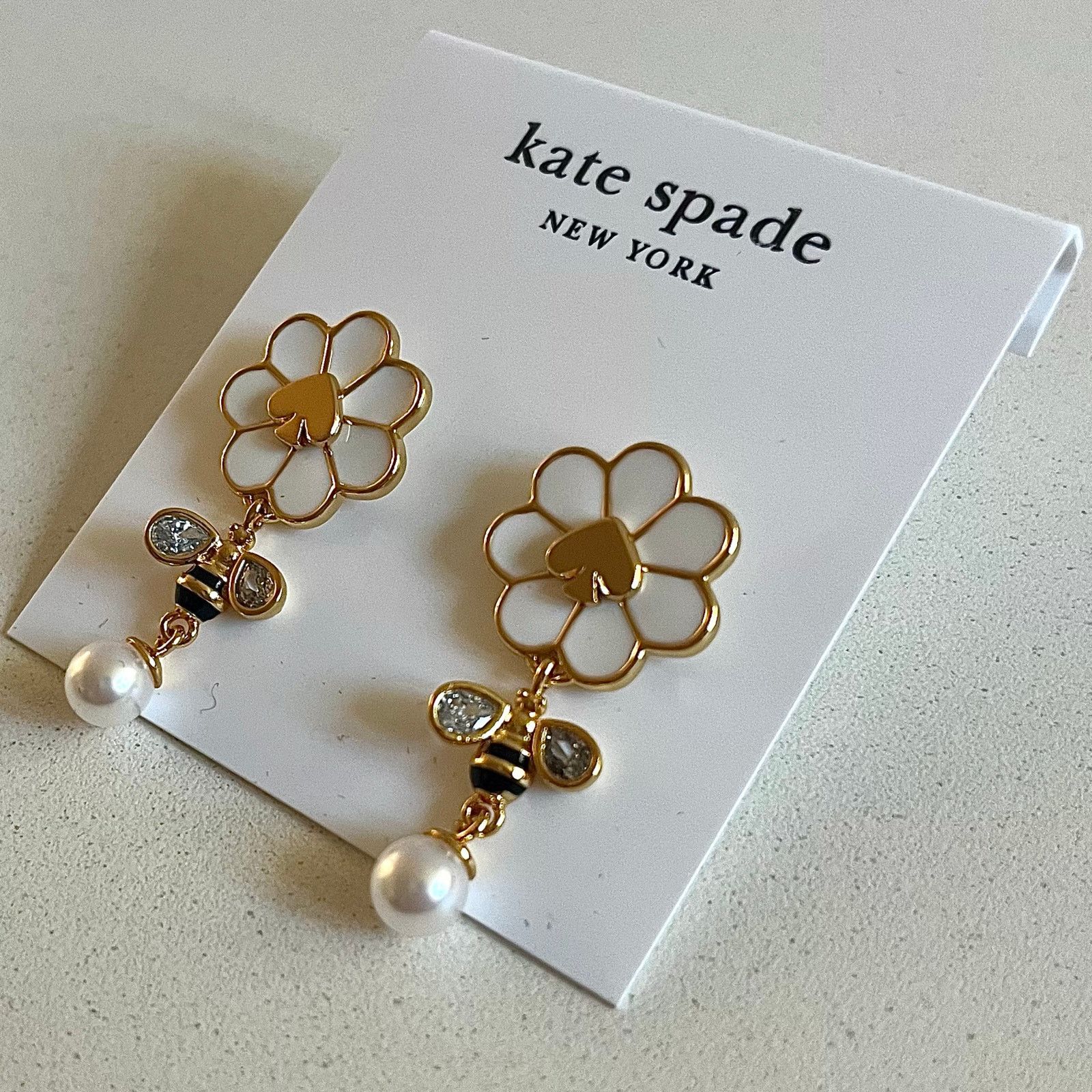 Kate Spade KATE SPADE Earrings Gold Daisy Bee & Pearls NEW IN PACKAGING Size ONE SIZE - 3 Thumbnail