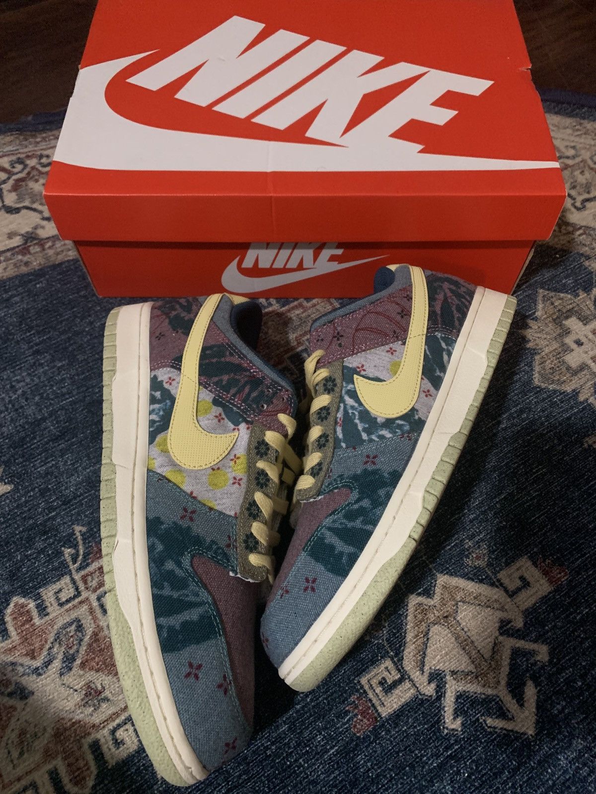 Nike 2020 Nike Dunk Low Community Garden Size US 11.5 / EU 44-45 - 4 Thumbnail