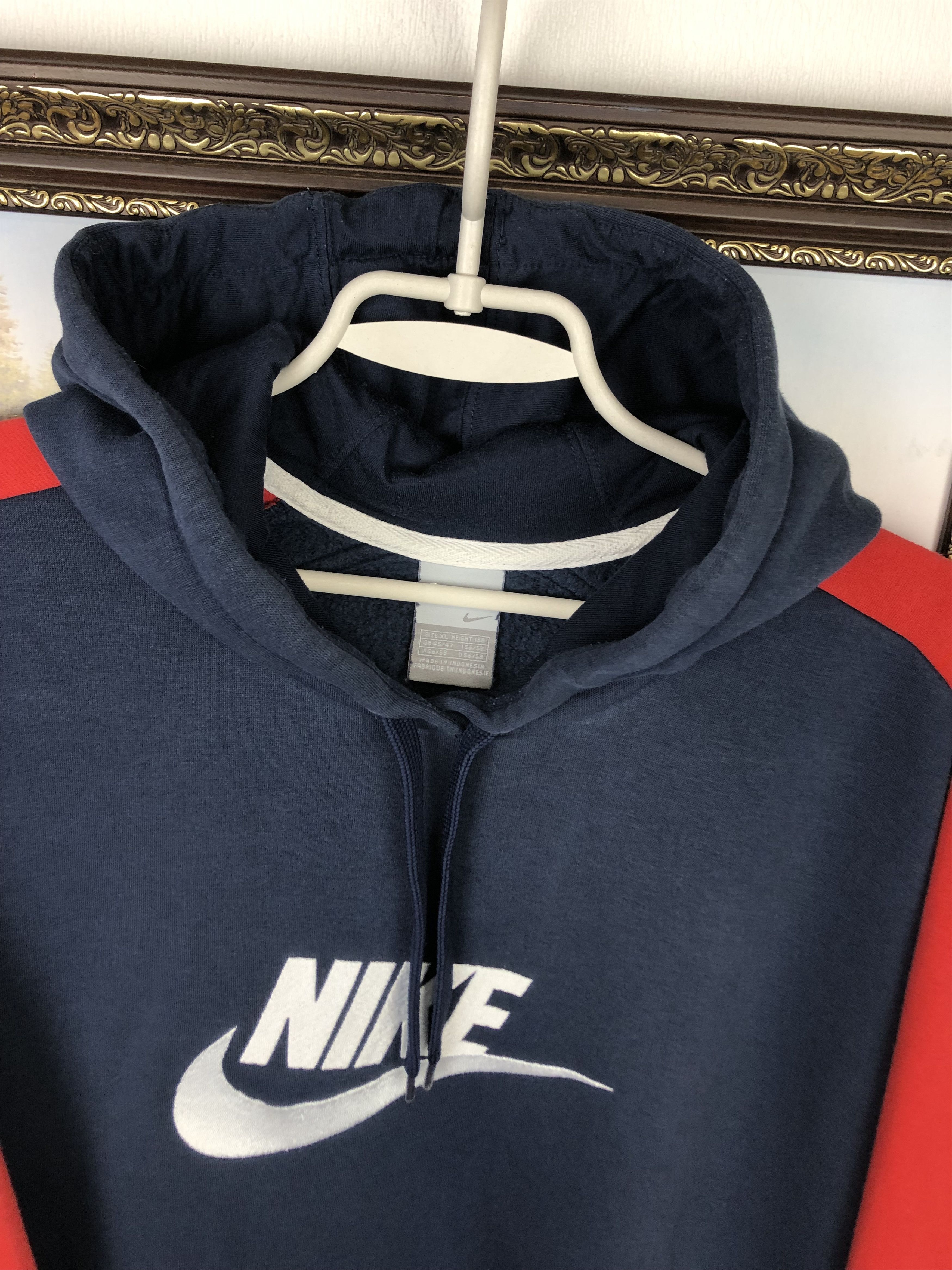 Nike Vintage Nike Hoodie Sweatshirt Big Logo Center Swoosh Mens Size US XL / EU 56 / 4 - 6 Thumbnail