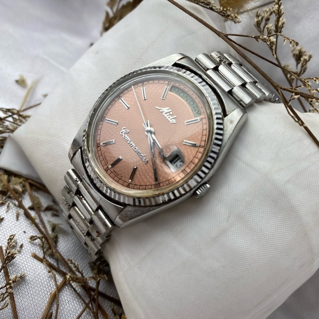 Other MIDO COMMANDER SALMON DIAL Size 38 - 3 Thumbnail