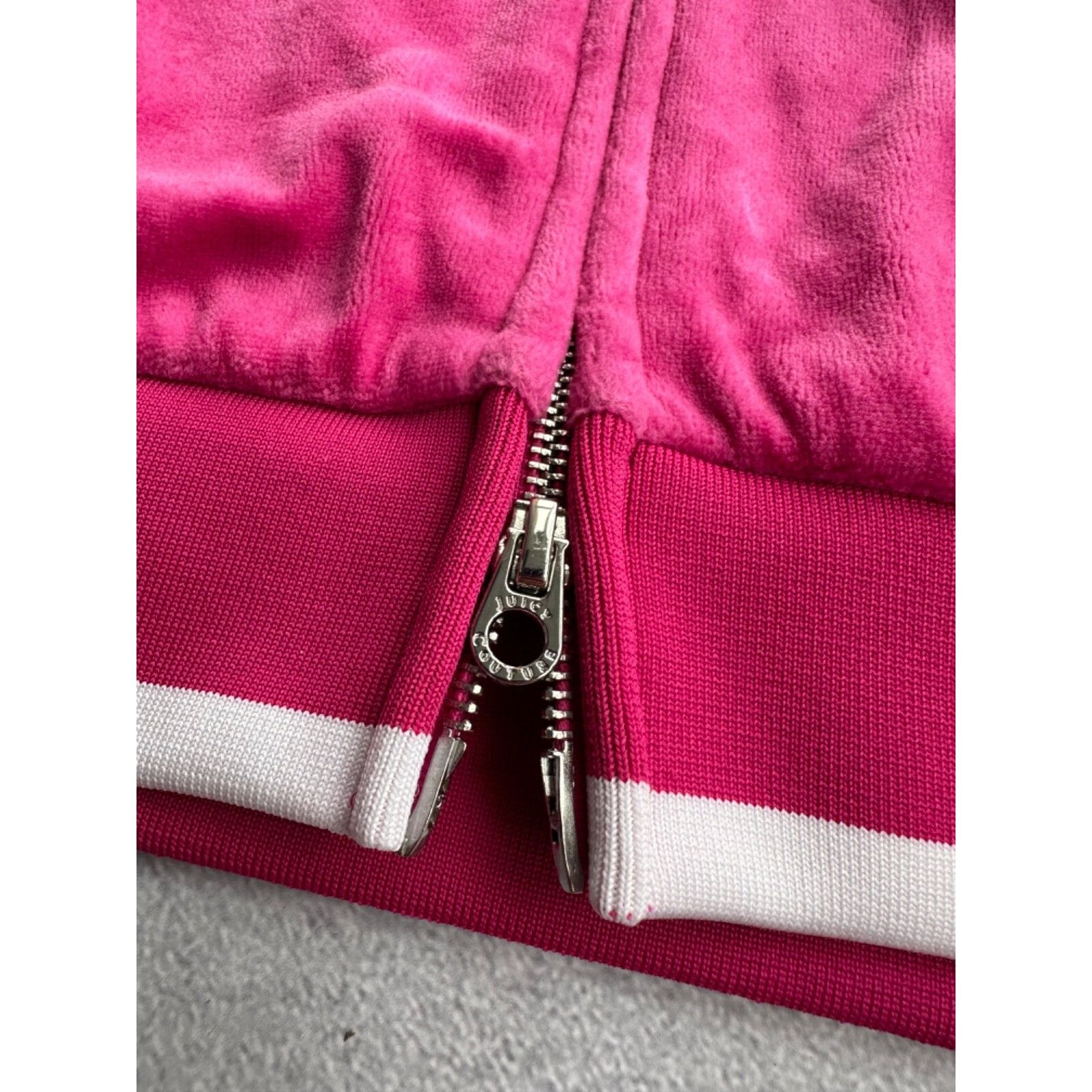 Juicy Couture VTG Juice Couture Pink Velour Woman Tracksuit Size S / US 4 / IT 40 - 10 Thumbnail