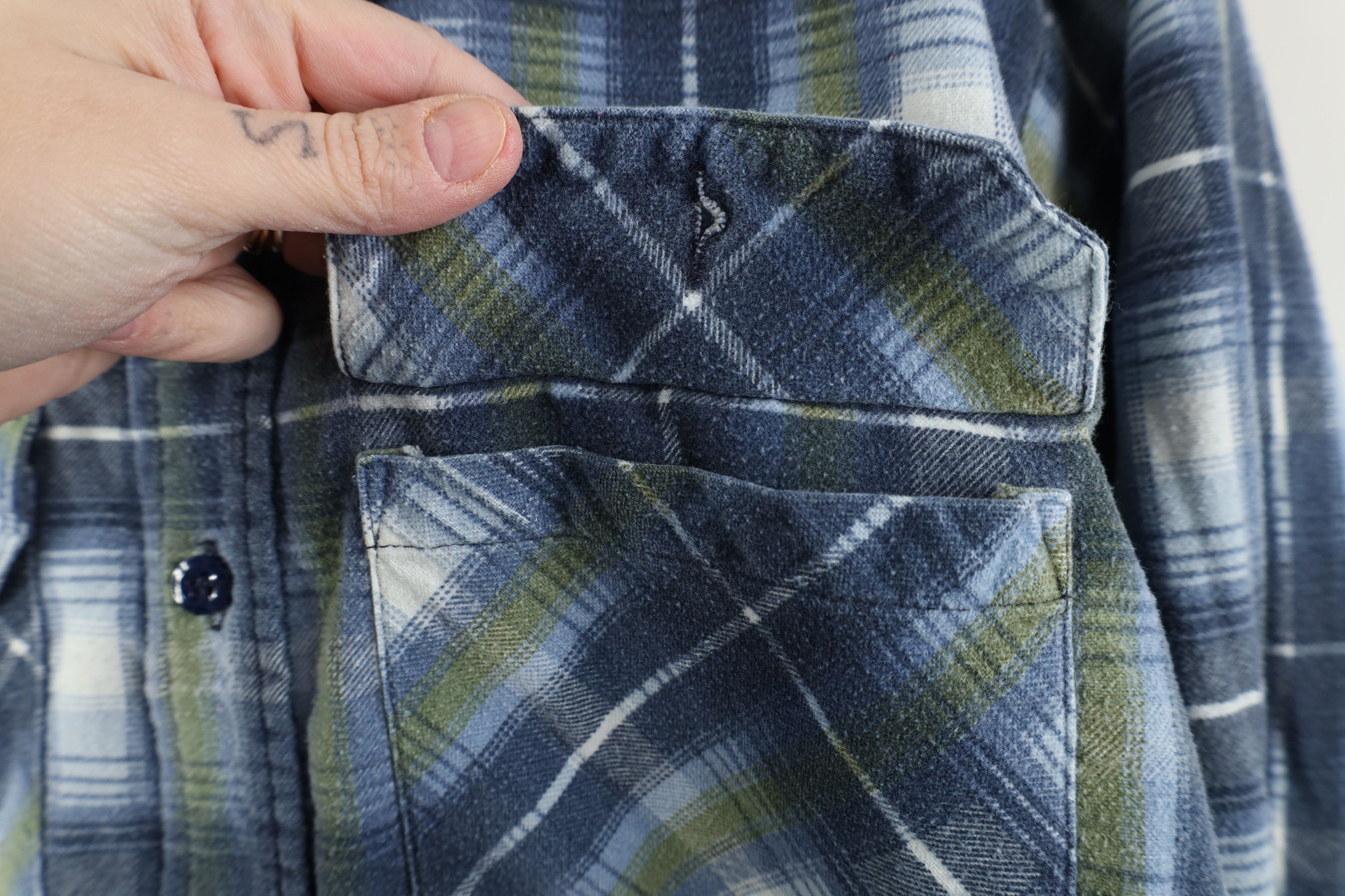 Vintage Vintage 90s Streetwear Flannel Collared Button Shirt Plaid Size US L / EU 52-54 / 3 - 5 Thumbnail