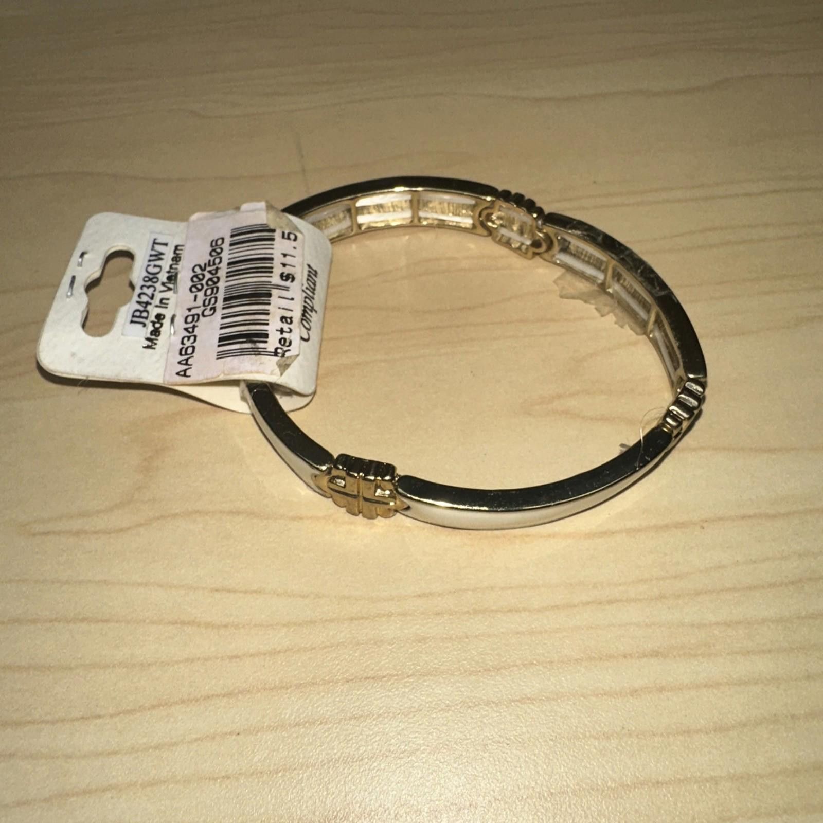 Other True White Stretch Bangle Bracelet Size ONE SIZE - 3 Thumbnail