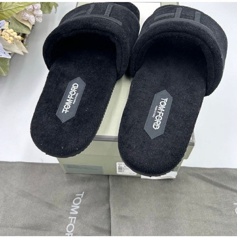 Tom Ford Men’s Tom Ford toweling velvet slipper size 8 made in Italy Size US 8 / EU 41 - 6 Thumbnail