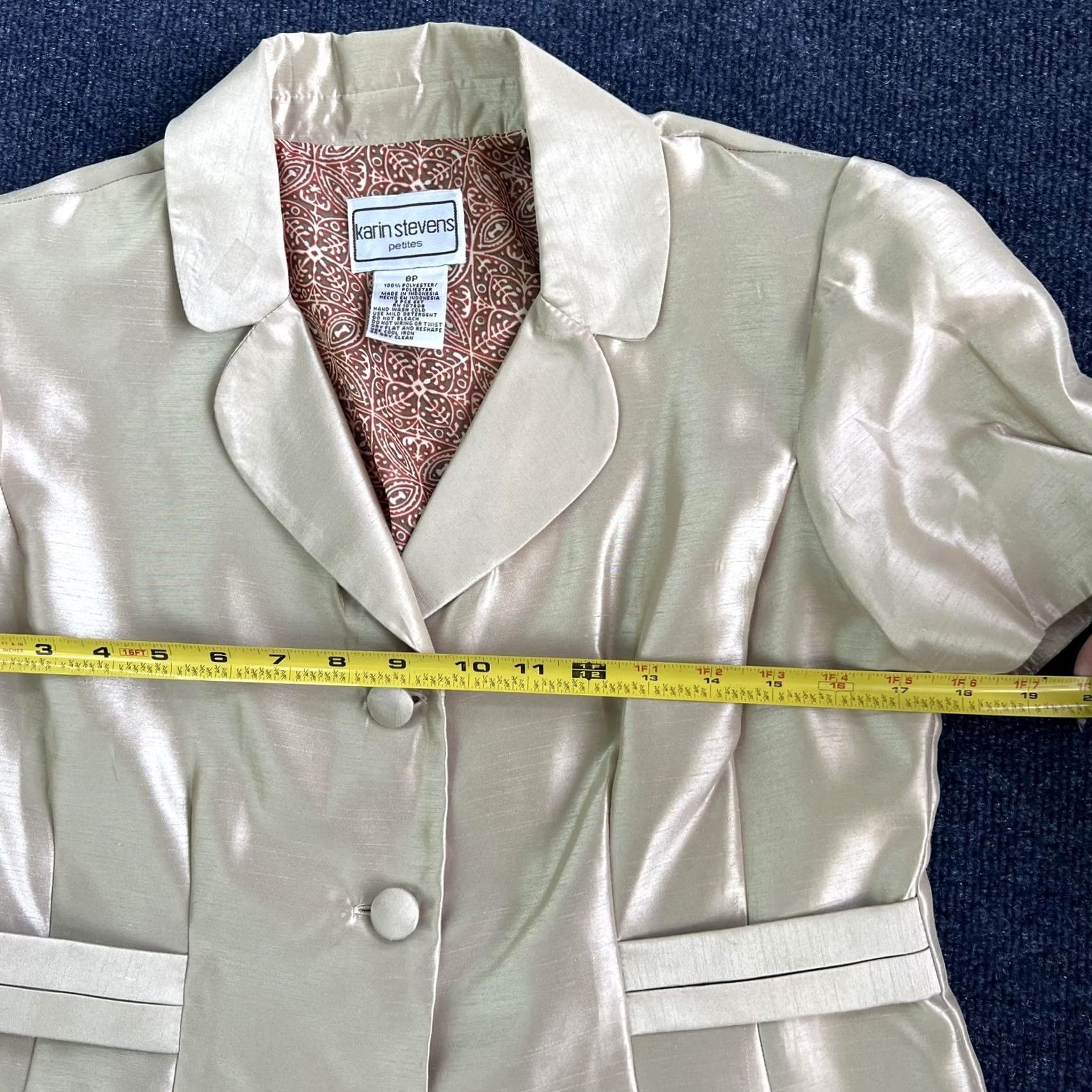 Vintage VINTAGE Karin Stevens Womens 8P Beige Short Sleeve Suit Jacket Formal - Petite 8P Shimmer Notch Three-Button Jacket Front Size 30" / US 8 / IT 44 - 4 Thumbnail