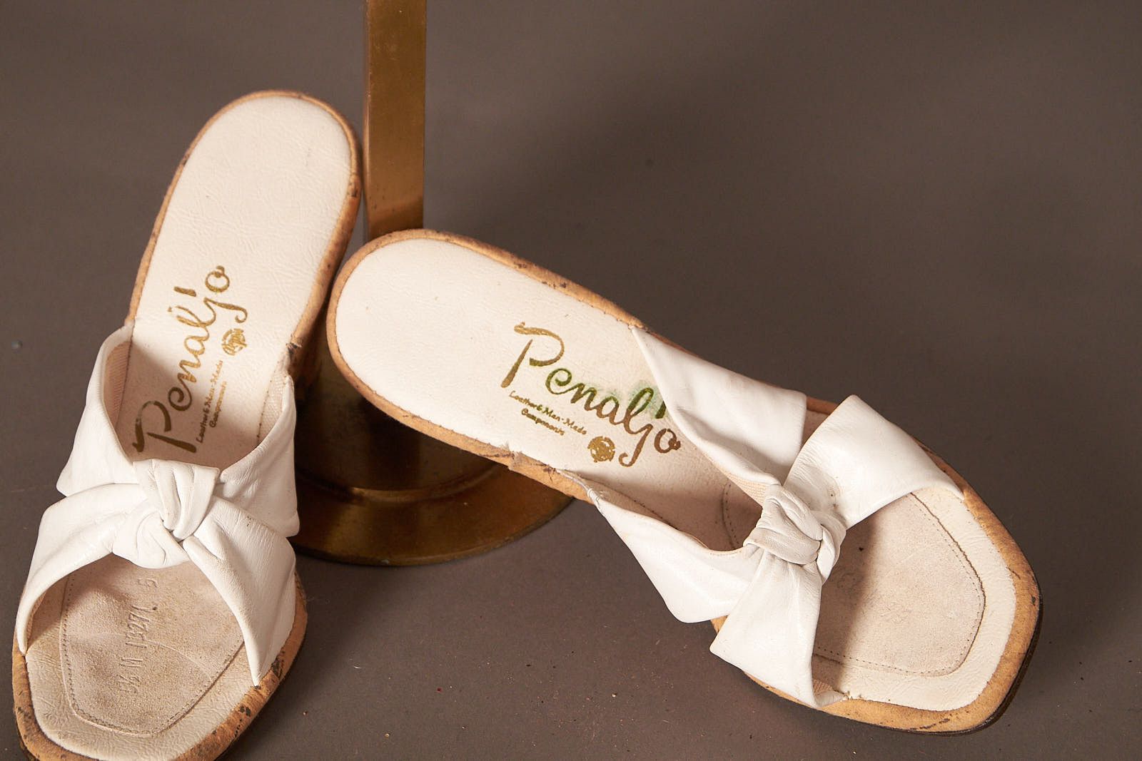 Vintage 1950s Penaljo Cork Heels White Leather Wedge Sandals Shoes Size US 5.5 / IT 35.5 - 9 Thumbnail