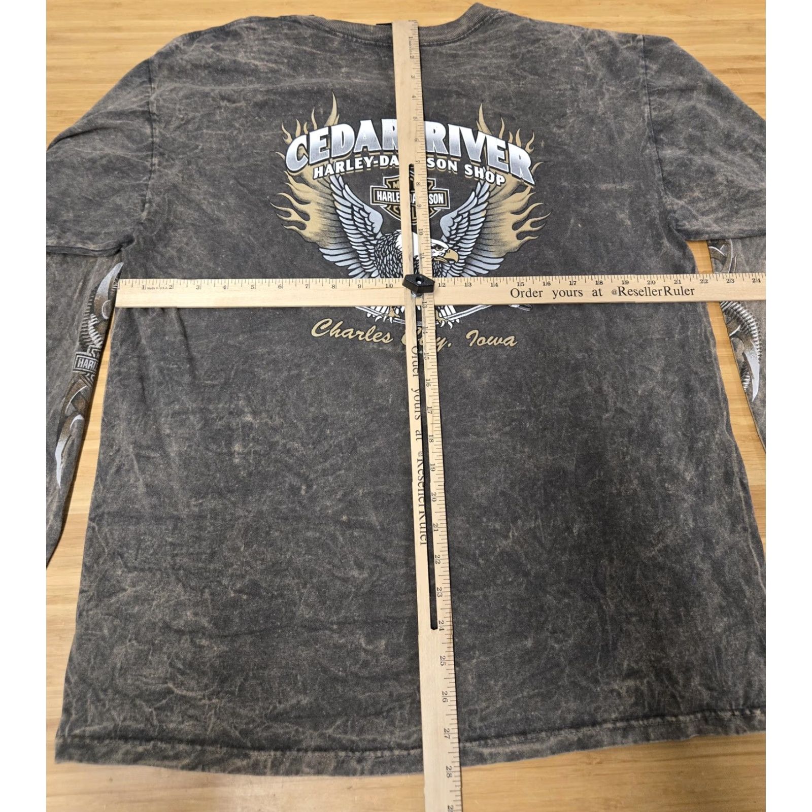 Harley Davidson VINTAGE Harley-Davidson Shirt Mens Large Black Long Sleeve Cedar River Iowa 2004 Size US L / EU 52-54 / 3 - 8 Thumbnail