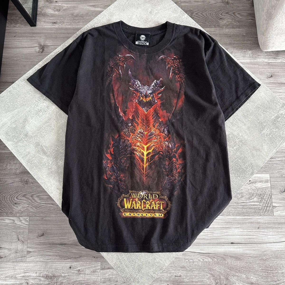 The Game Vintage 00s World Of Warcraft Cataclysm tee og y2k Deathwing Size US M / EU 48-50 / 2 - 1 Thumbnail
