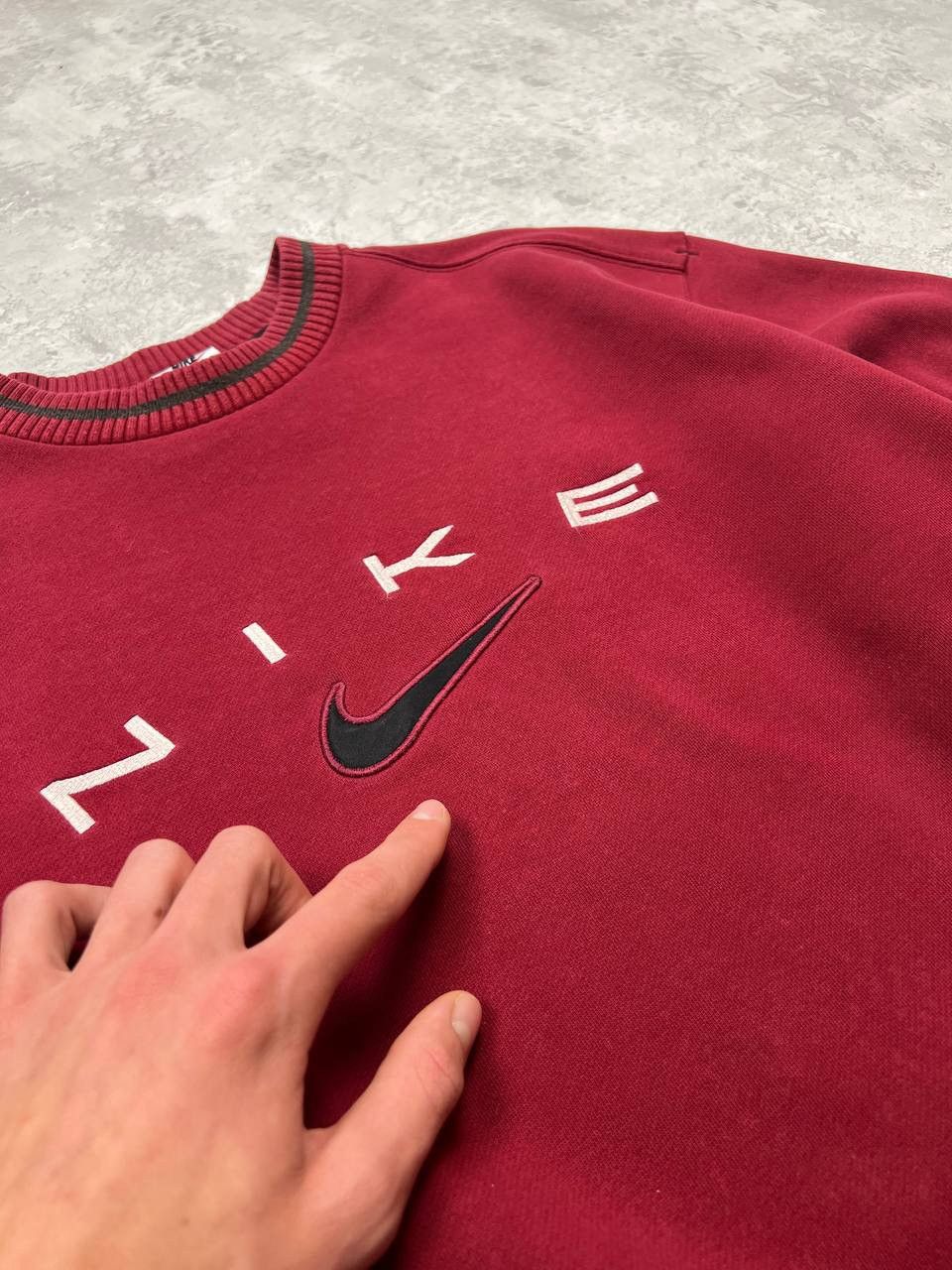 Nike Rare Vintage Nike Sweatshirt Spell Out Embroidered Logo Y2K Size US M / EU 48-50 / 2 - 16 Thumbnail