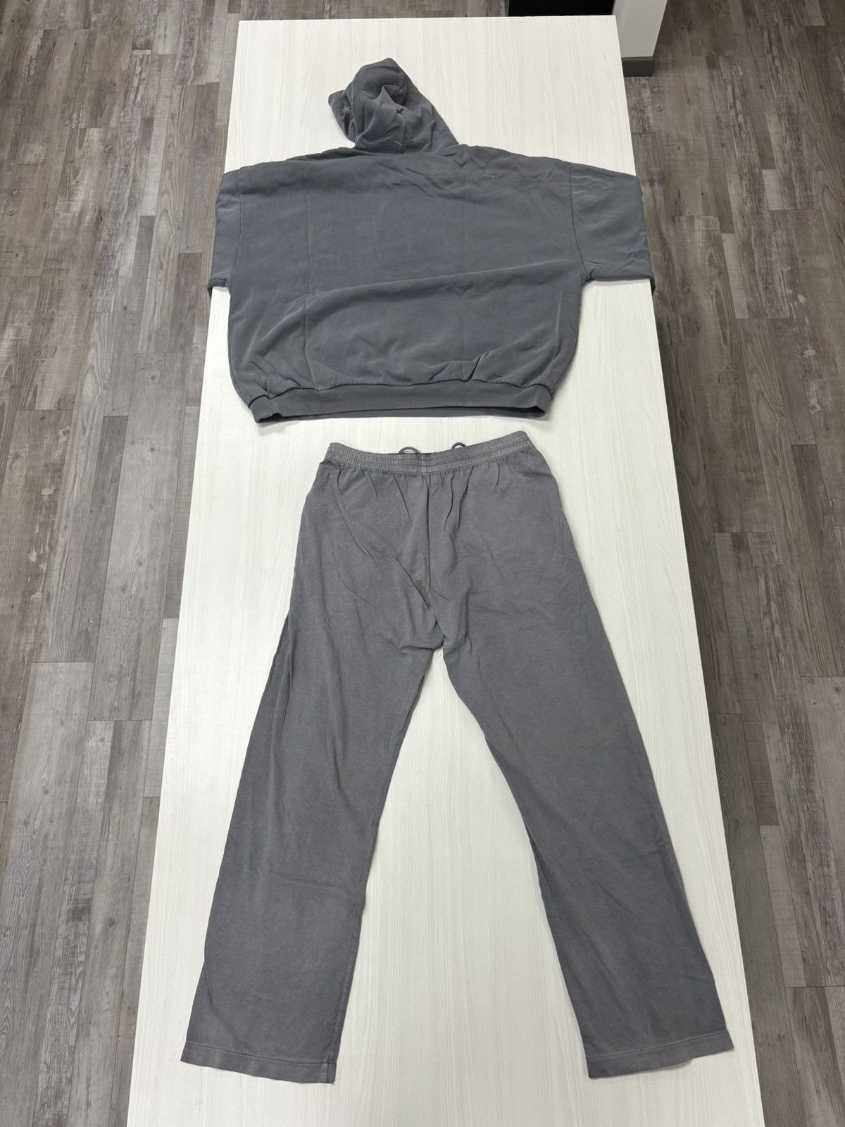 Balenciaga × Kanye West × Yeezy YZY x GAP Hoodie & Thin Sweats Poetic Grey Size US L / EU 52-54 / 3 - 11 Thumbnail