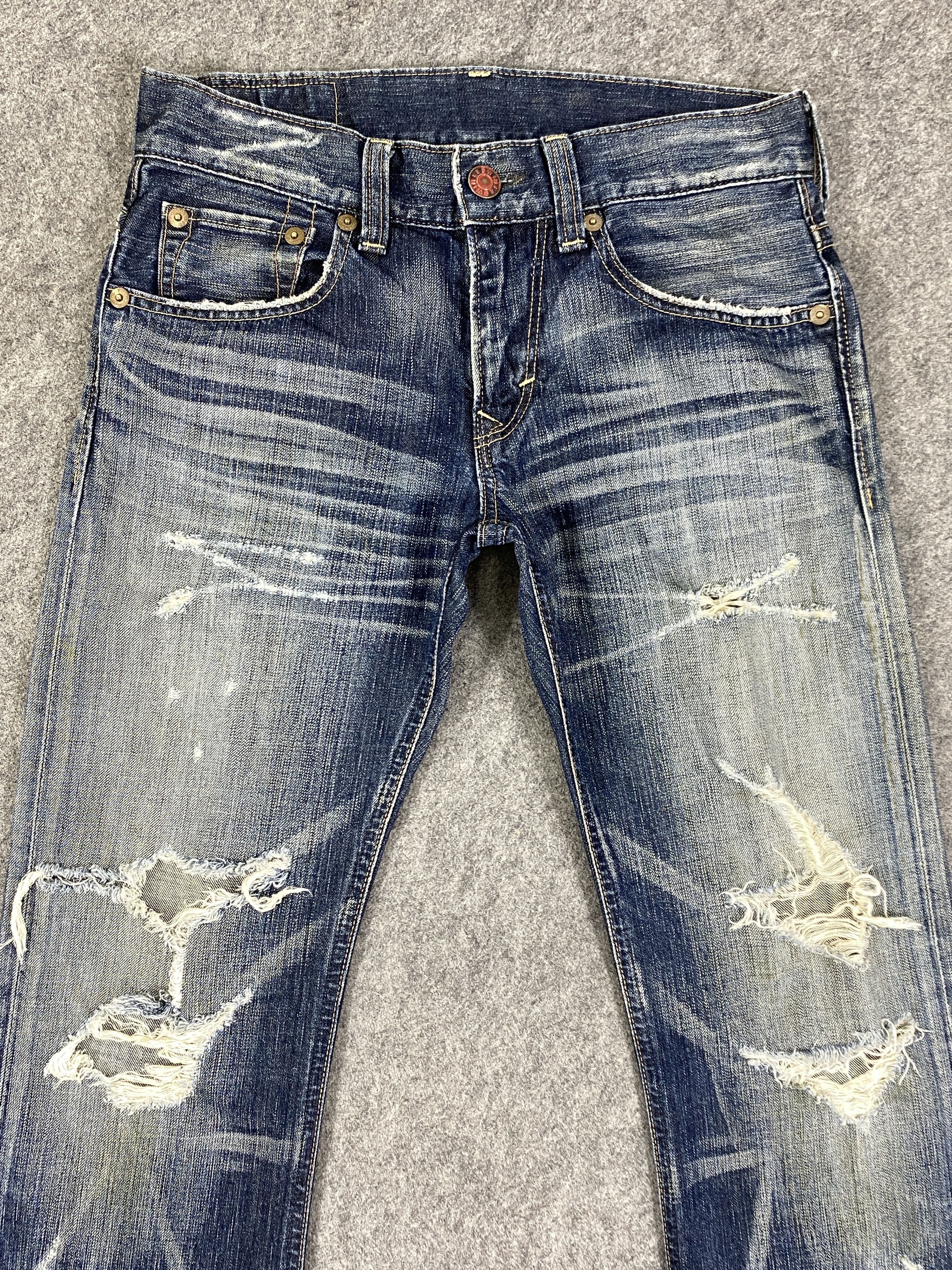 Edwin EDWIN BLUE TRIP VINTAGE FLARE DISTRESSED JEANS 31x31- JN3251 Size US 31 - 3 Thumbnail