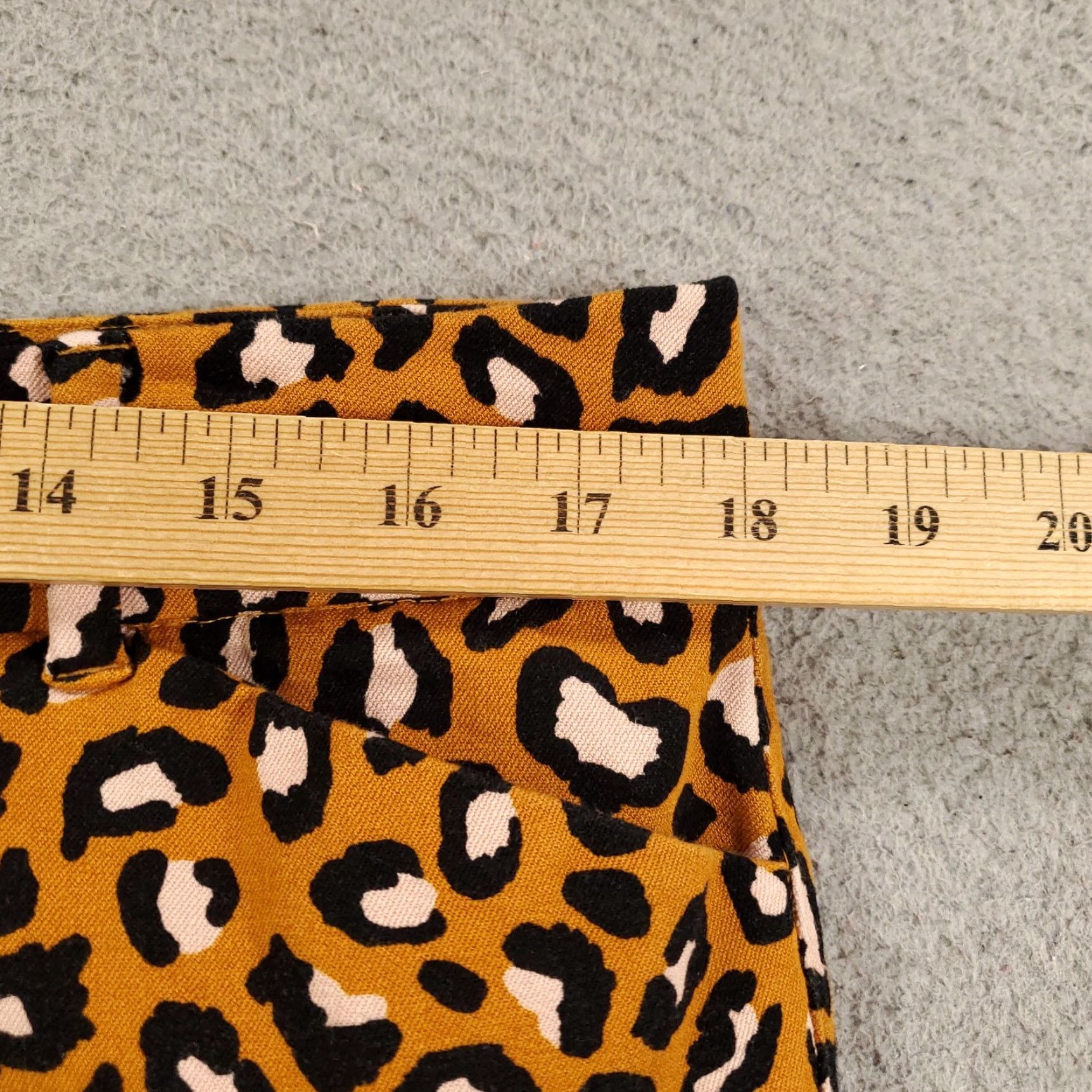 Old Navy Old Navy Leopard Pants Womens 14 Pixie Animal Print Stretch Ankle Cheetah Pants Regular Women 90s City Size 36" / US 14 / IT 50 - 4 Thumbnail