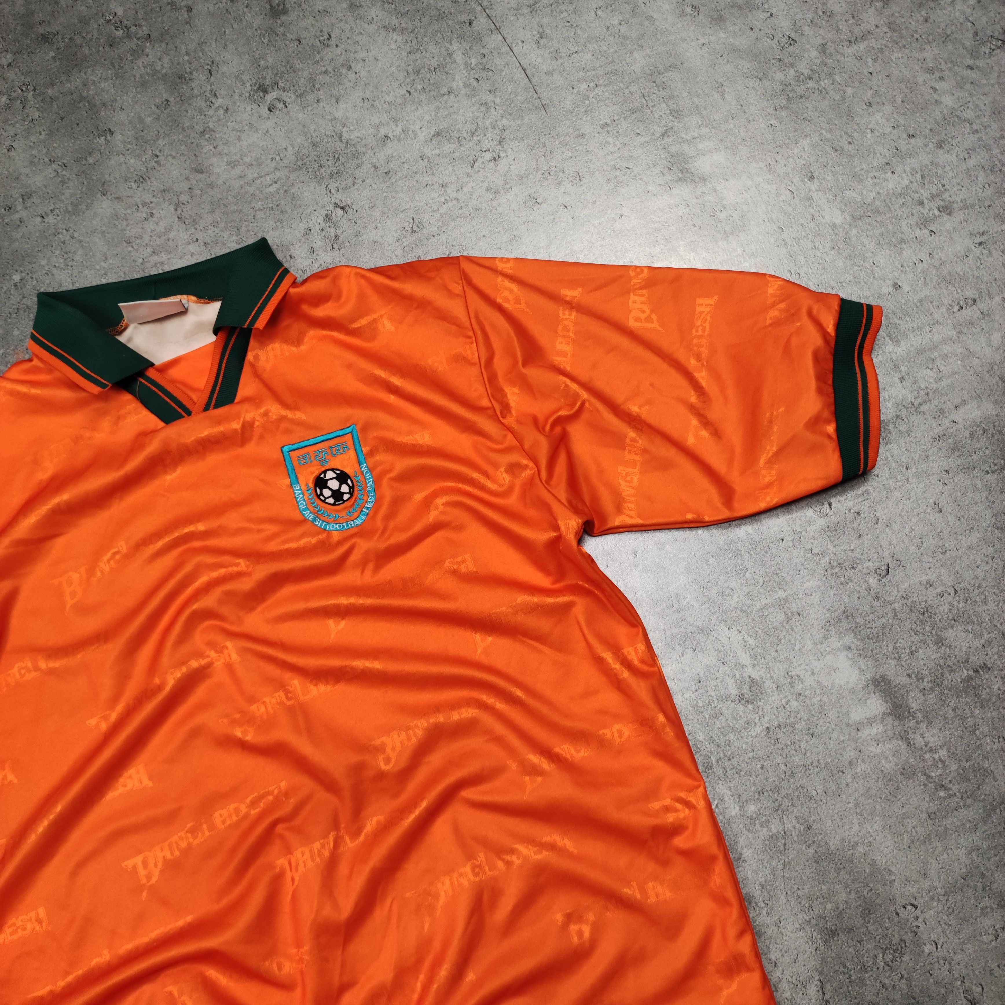 Vintage RARE Bangladesh National Football Team 90s Jersey Size US XL / EU 56 / 4 - 3 Thumbnail