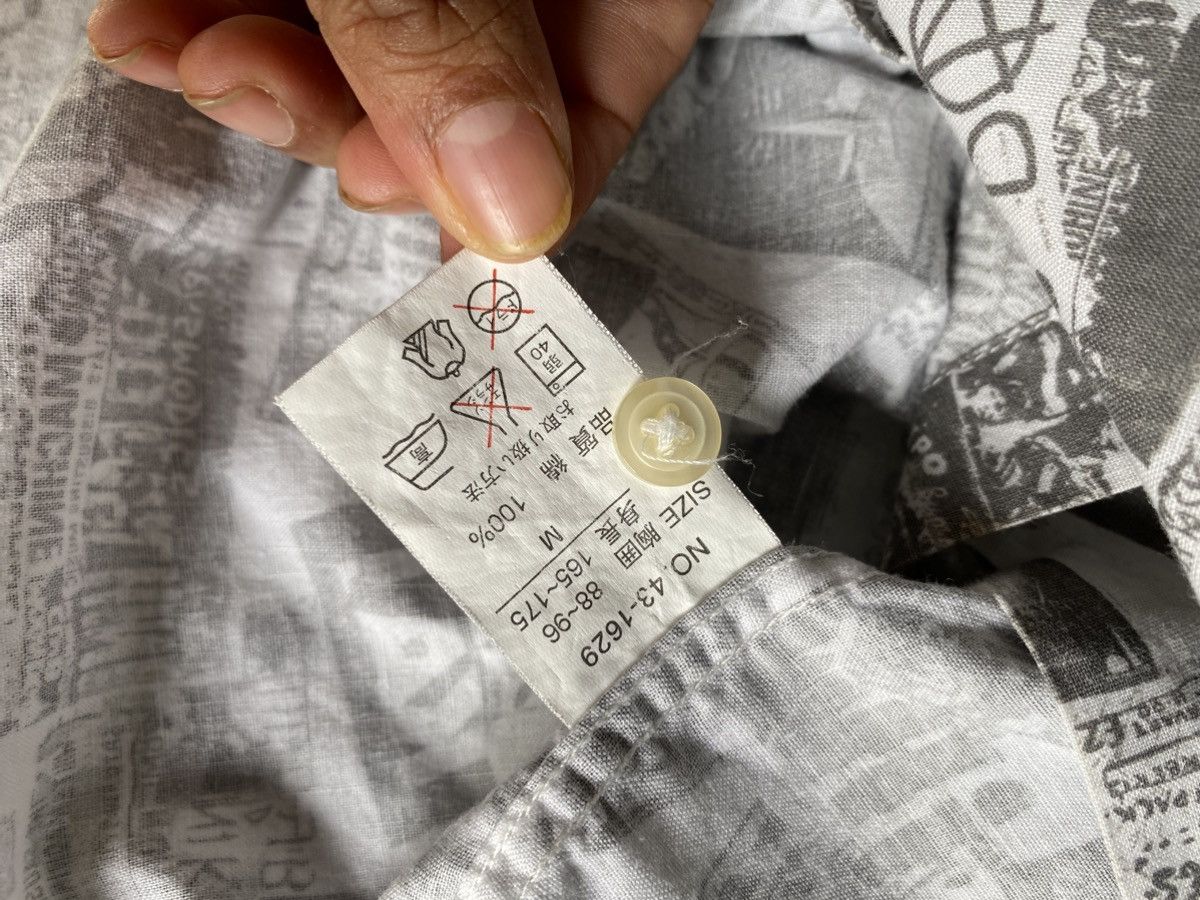 Japanese Brand Splendid satisfaction Gray Newspaper Print Button-Up Shirt Size US M / EU 48-50 / 2 - 5 Thumbnail