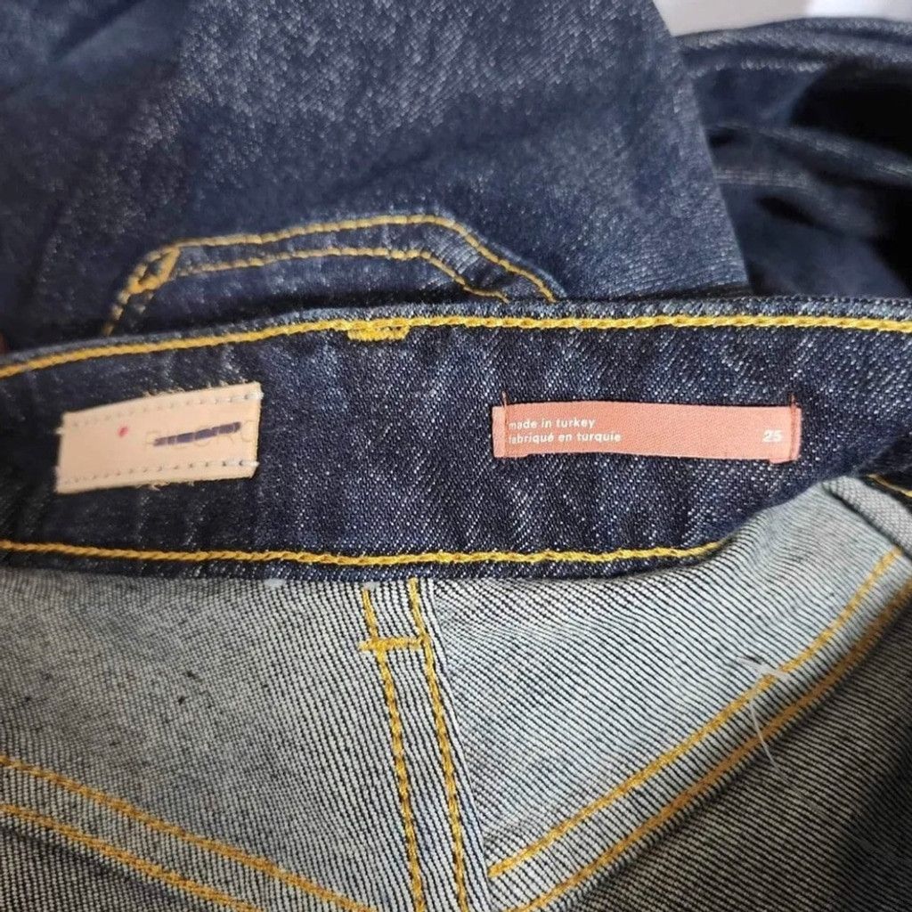 Anthropologie Anthropologie Pilcro The Split Straight Jeans Size 25. B19 Size 25" / US 0 / IT 36 - 9 Thumbnail