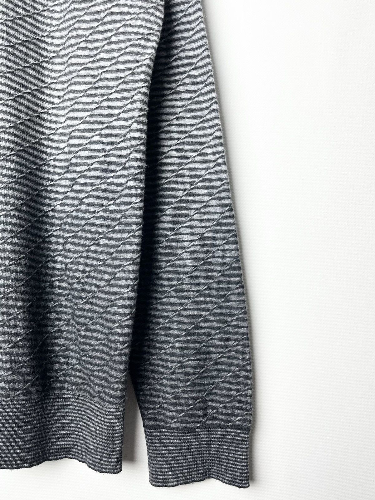Brioni Brioni Striped Fine-Knit Sweater – Grey/Black Size US XL / EU 56 / 4 - 10 Thumbnail