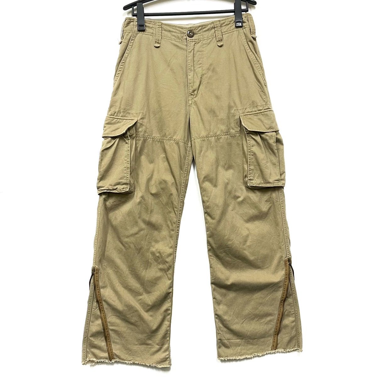 Levi's Made & Crafted Vintage 2005 Levi's Cargo Baggy With Adjustment Zip Size US 33 - 1 Thumbnail