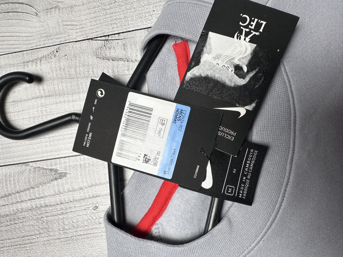 Nike × Vintage Vintage Nike Liverpool soccer sweatshirt big logo size M,L Size US L / EU 52-54 / 3 - 5 Thumbnail