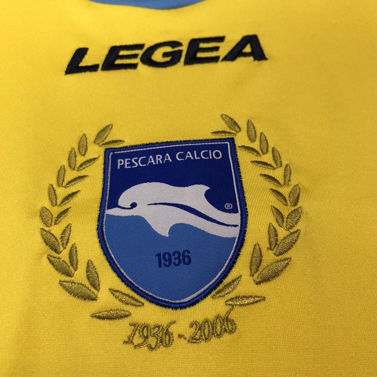 Pescara 06/07 away shirt
