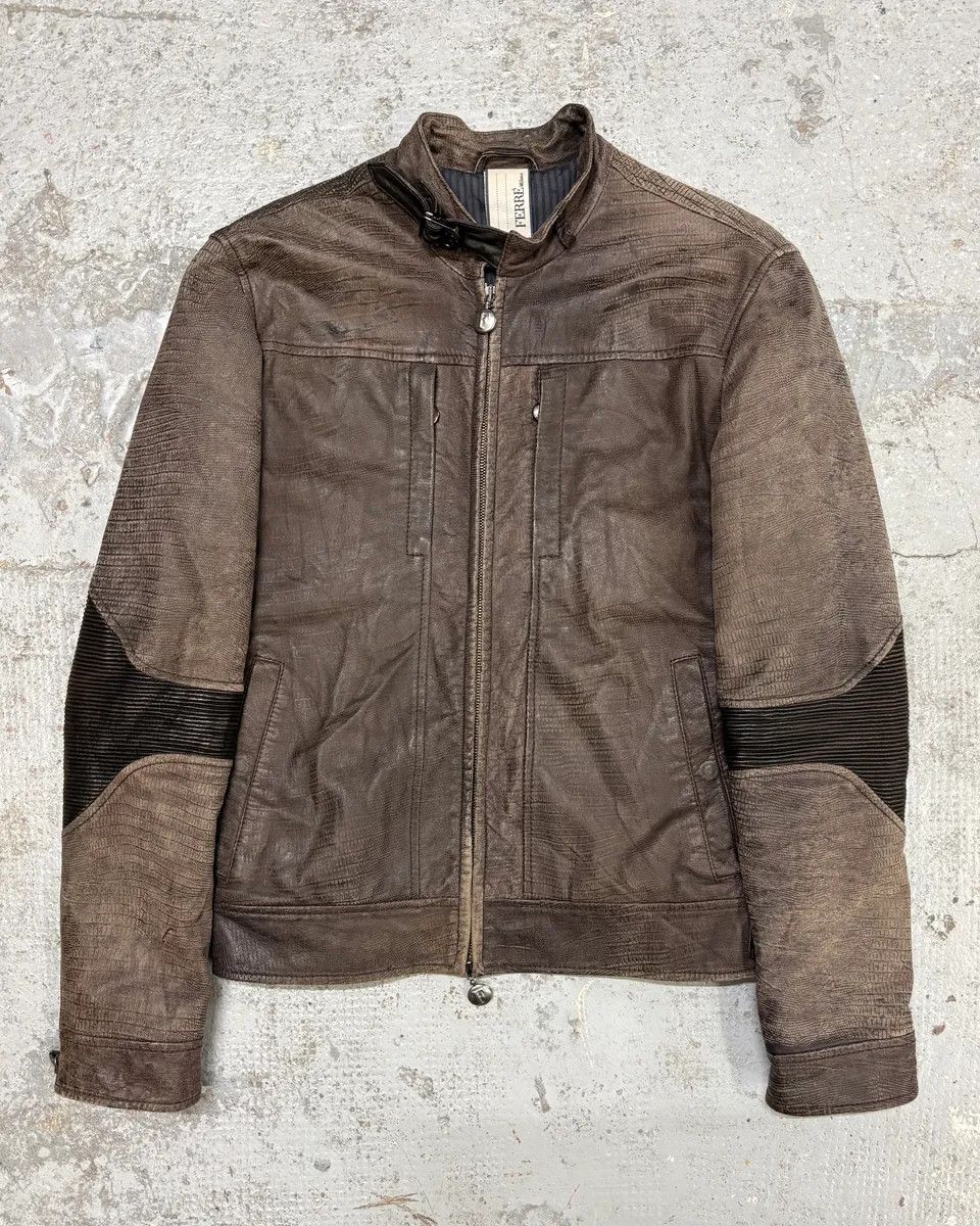 Gianfranco Ferre 2000s Gianfranco Ferré Biker Textured Brown Leather Jacket Size US S / EU 44-46 / 1 - 1 Thumbnail